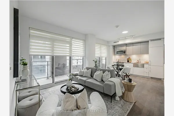 270 Dufferin Street