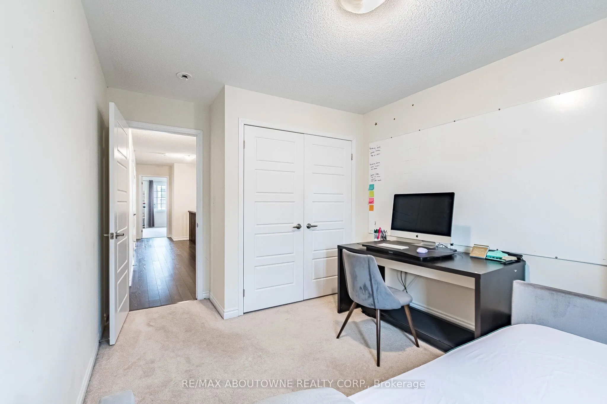 1239 Mulroney Heights