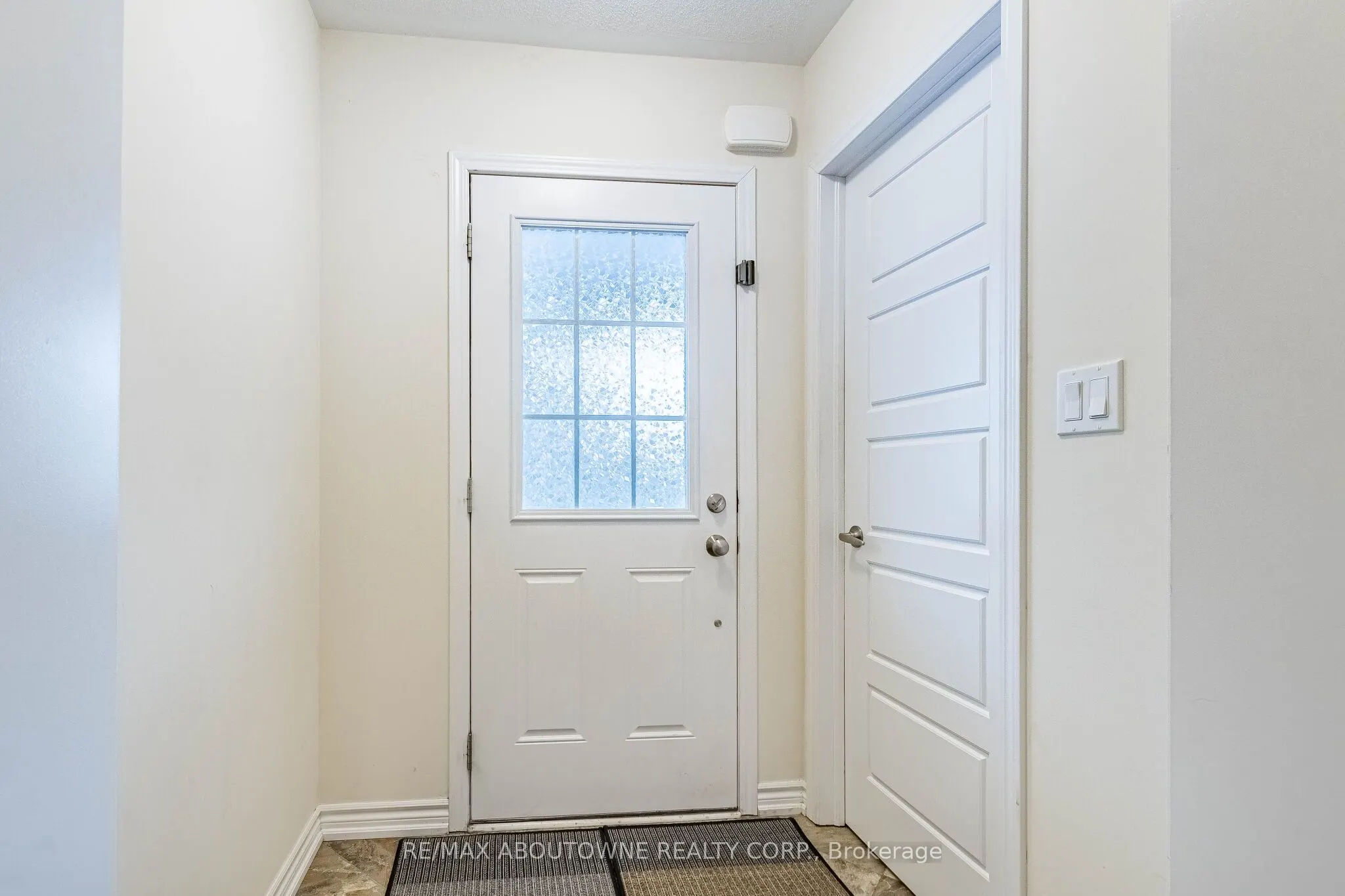 1239 Mulroney Heights
