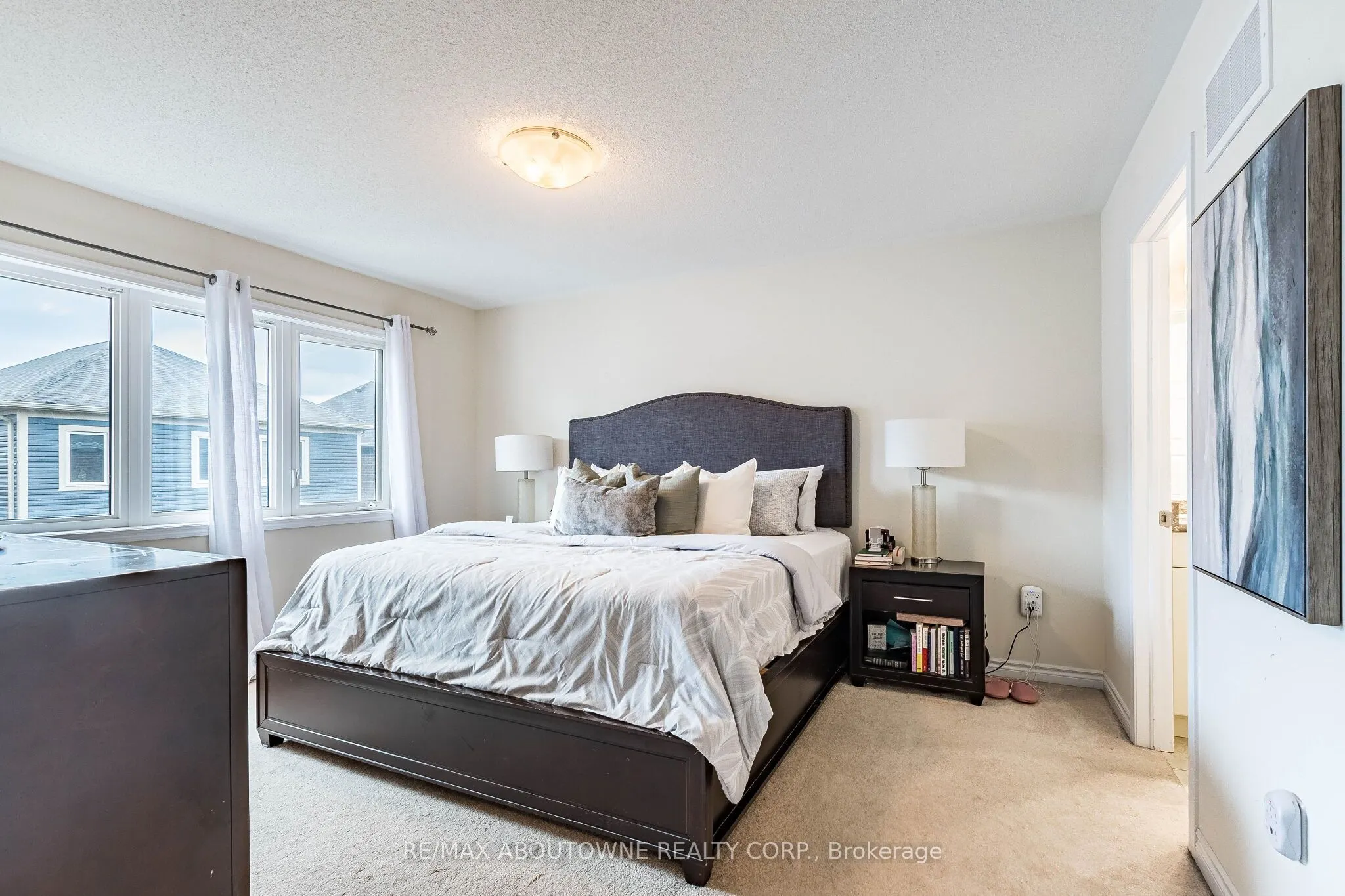 1239 Mulroney Heights