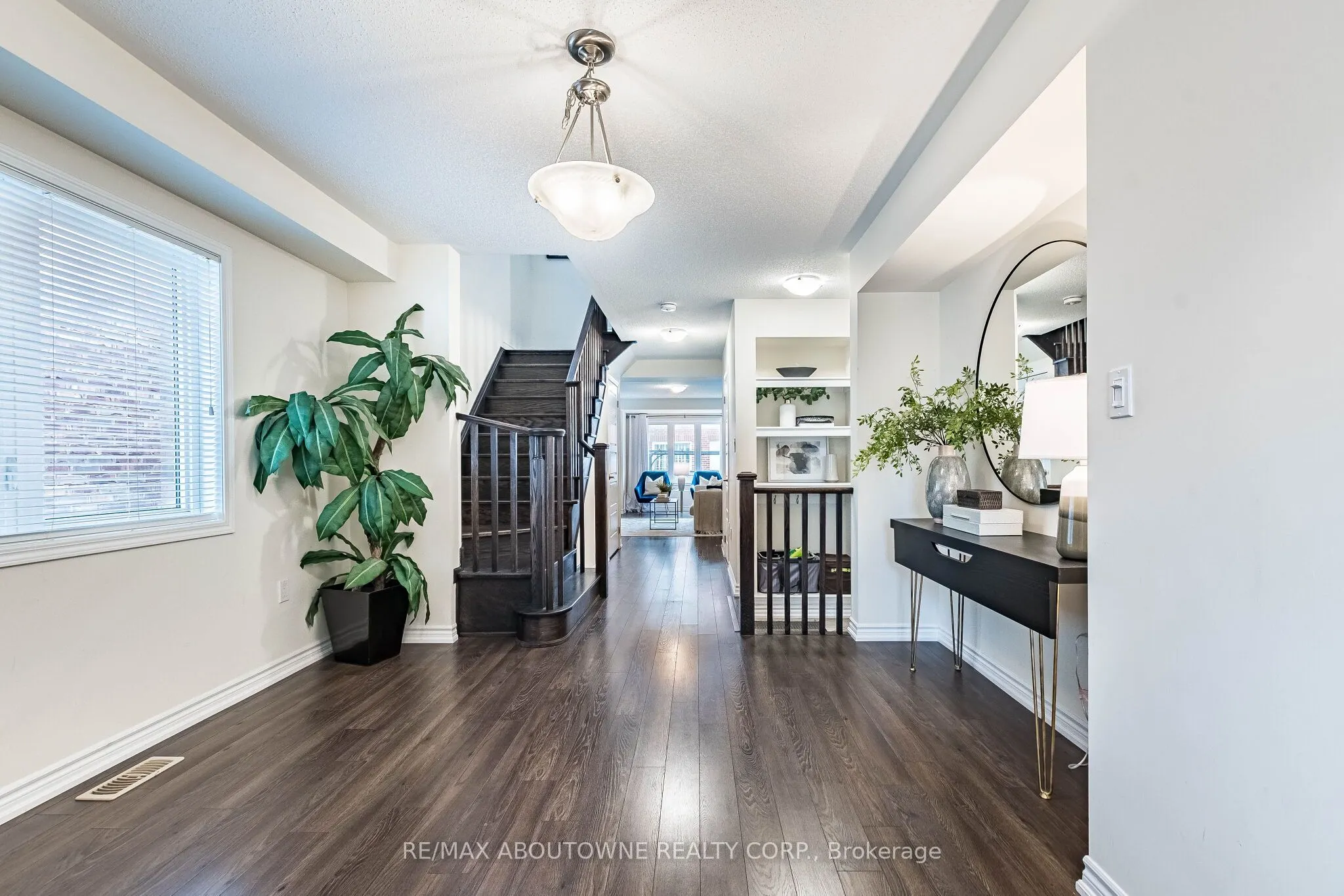 1239 Mulroney Heights