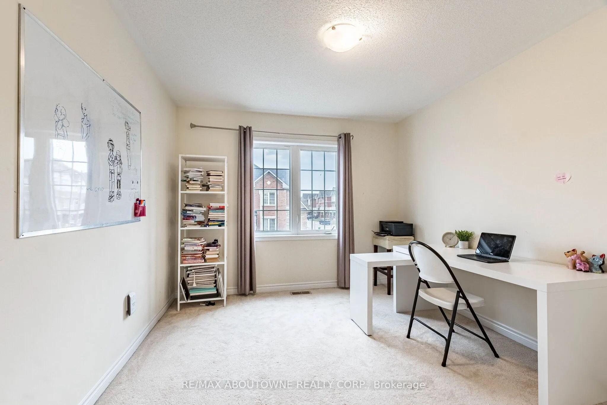 1239 Mulroney Heights