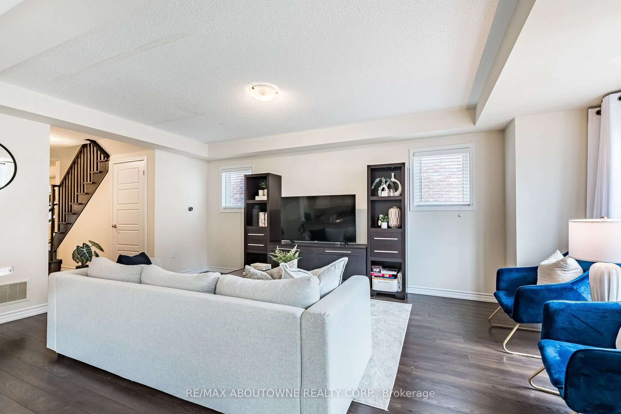 1239 Mulroney Heights