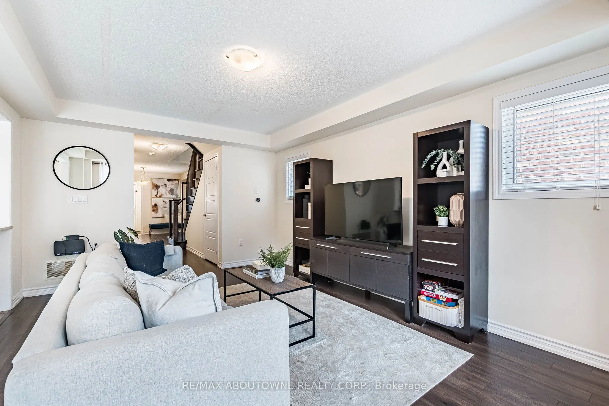 1239 Mulroney Heights