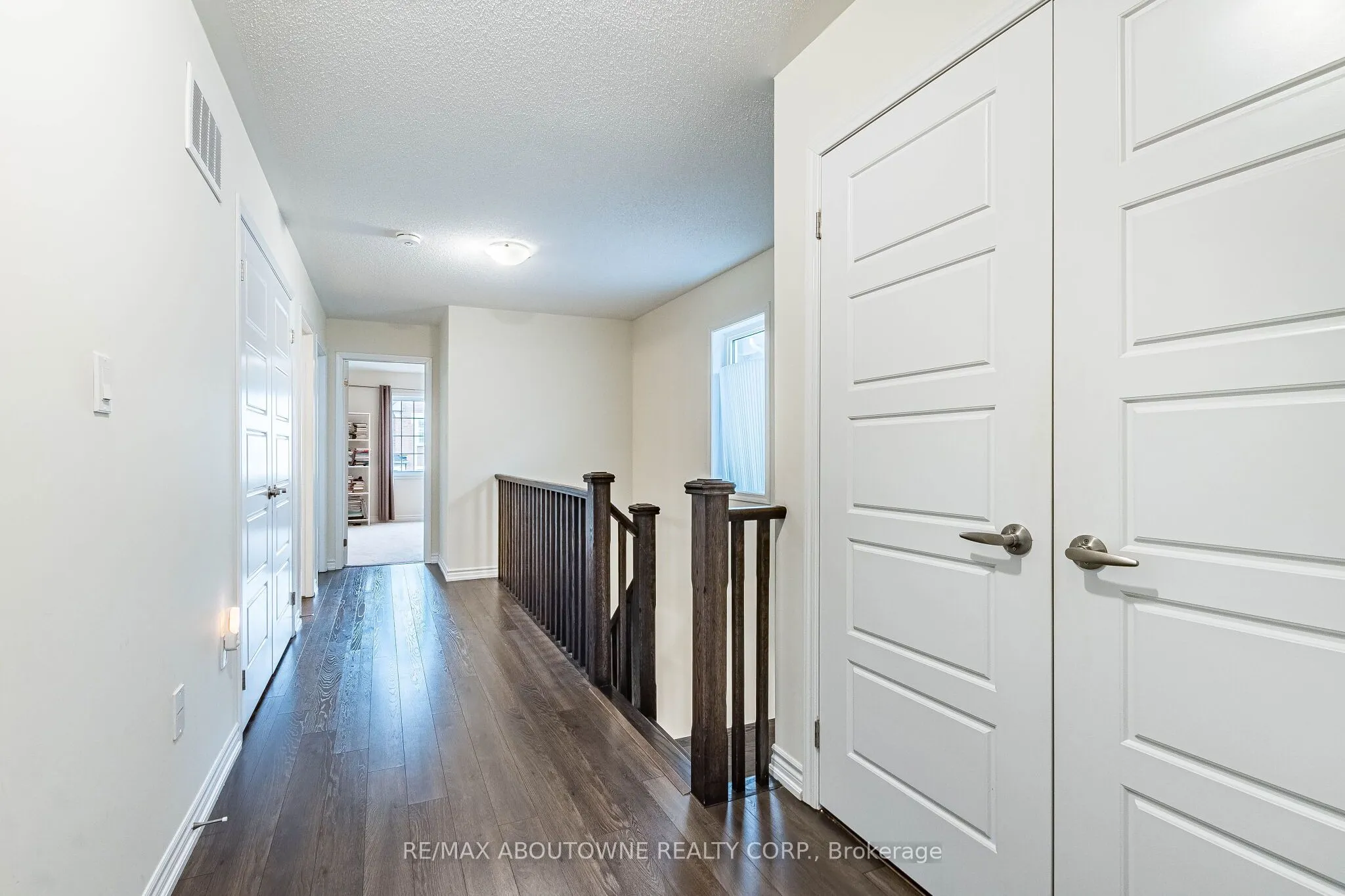 1239 Mulroney Heights