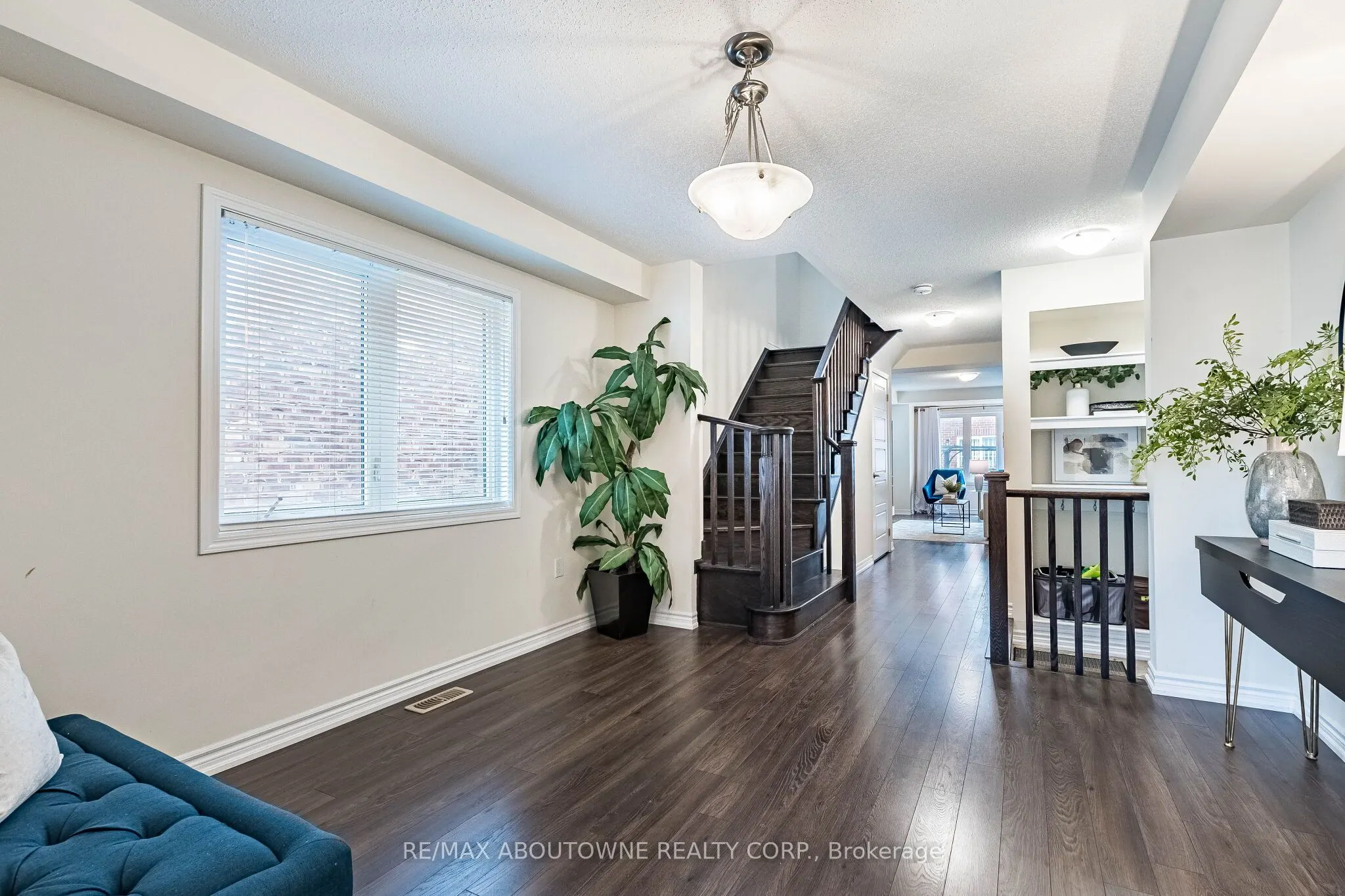 1239 Mulroney Heights