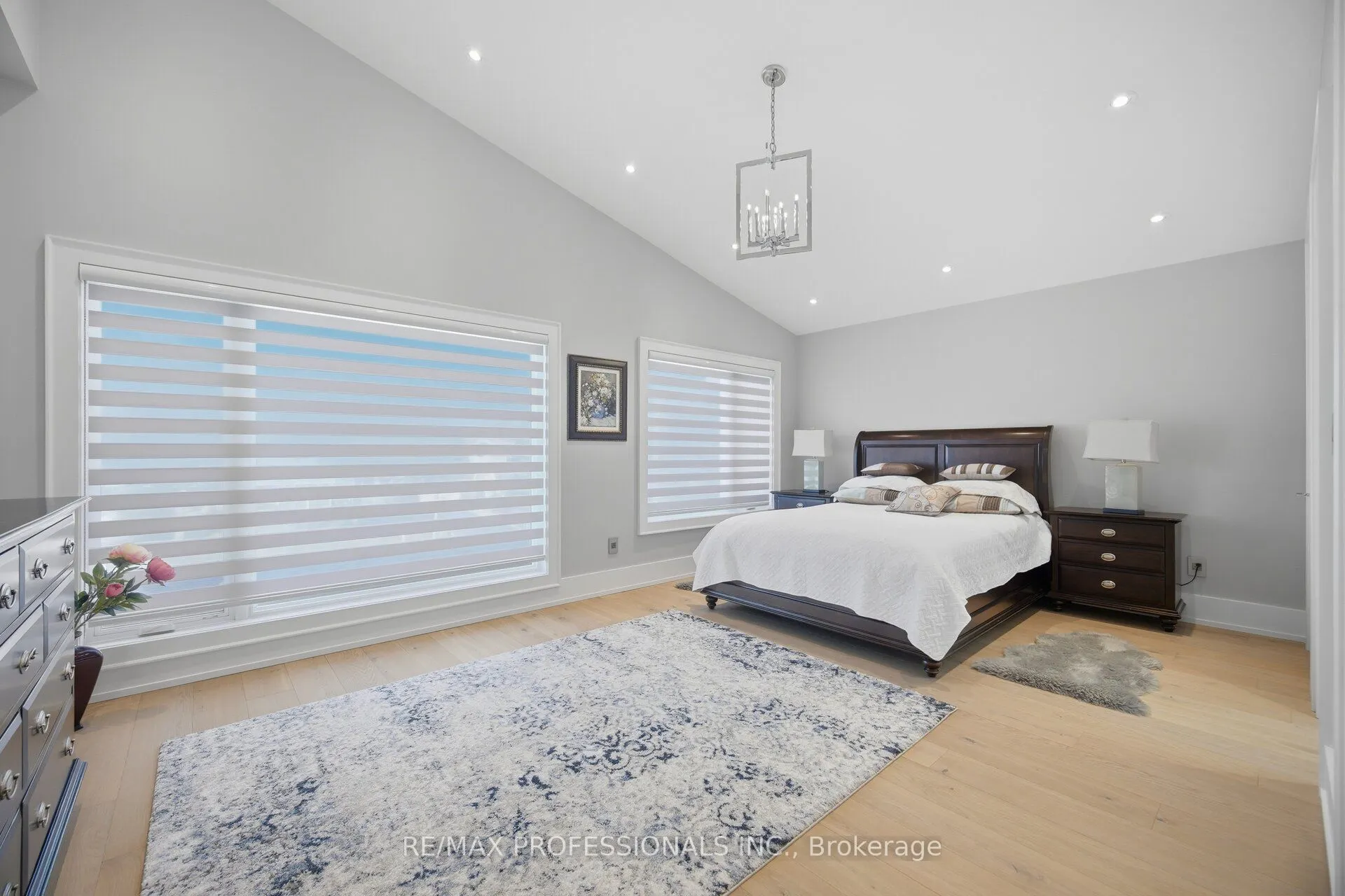 466 The Kingsway