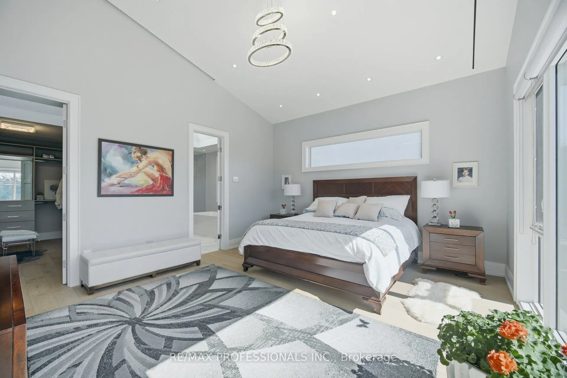 466 The Kingsway