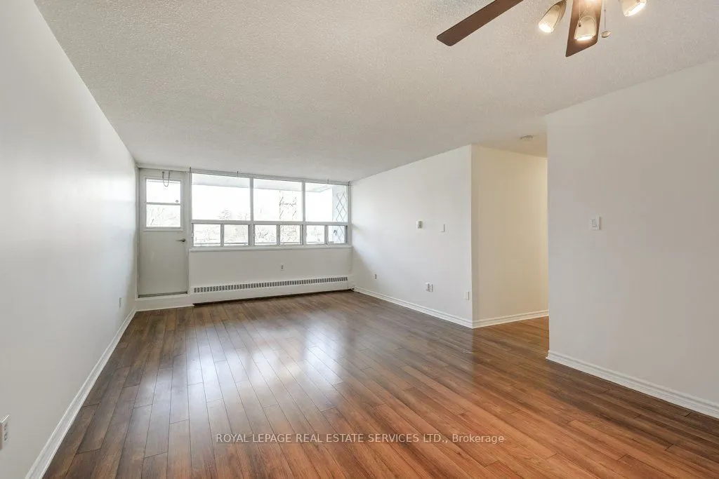 212 Kerr Street #404
