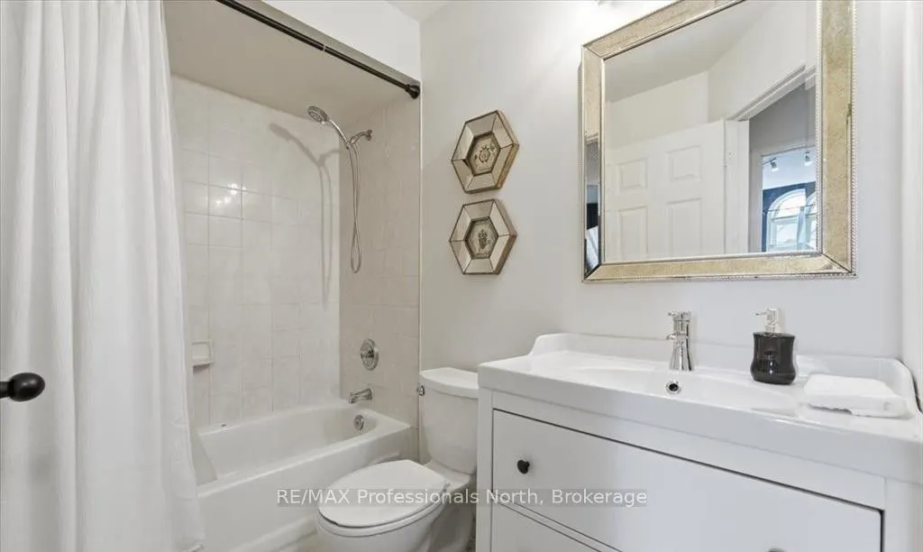 98 Roxton Road