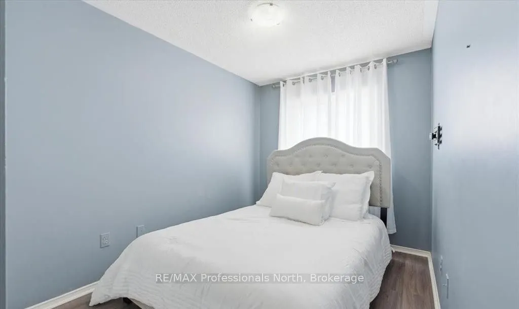 98 Roxton Road