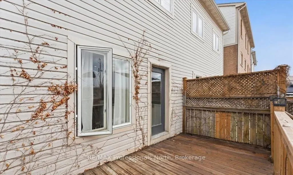 98 Roxton Road