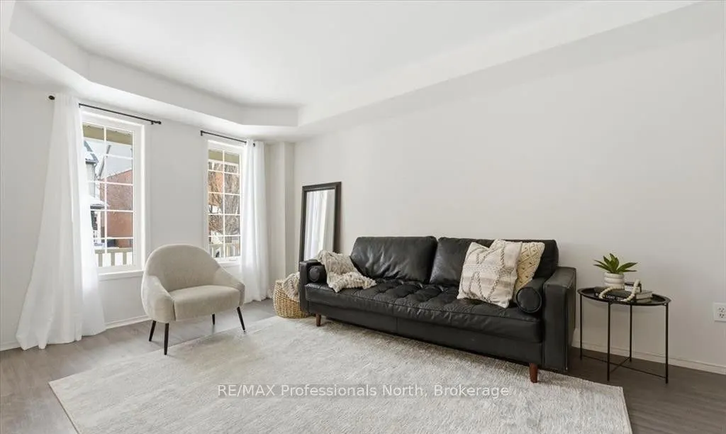 98 Roxton Road