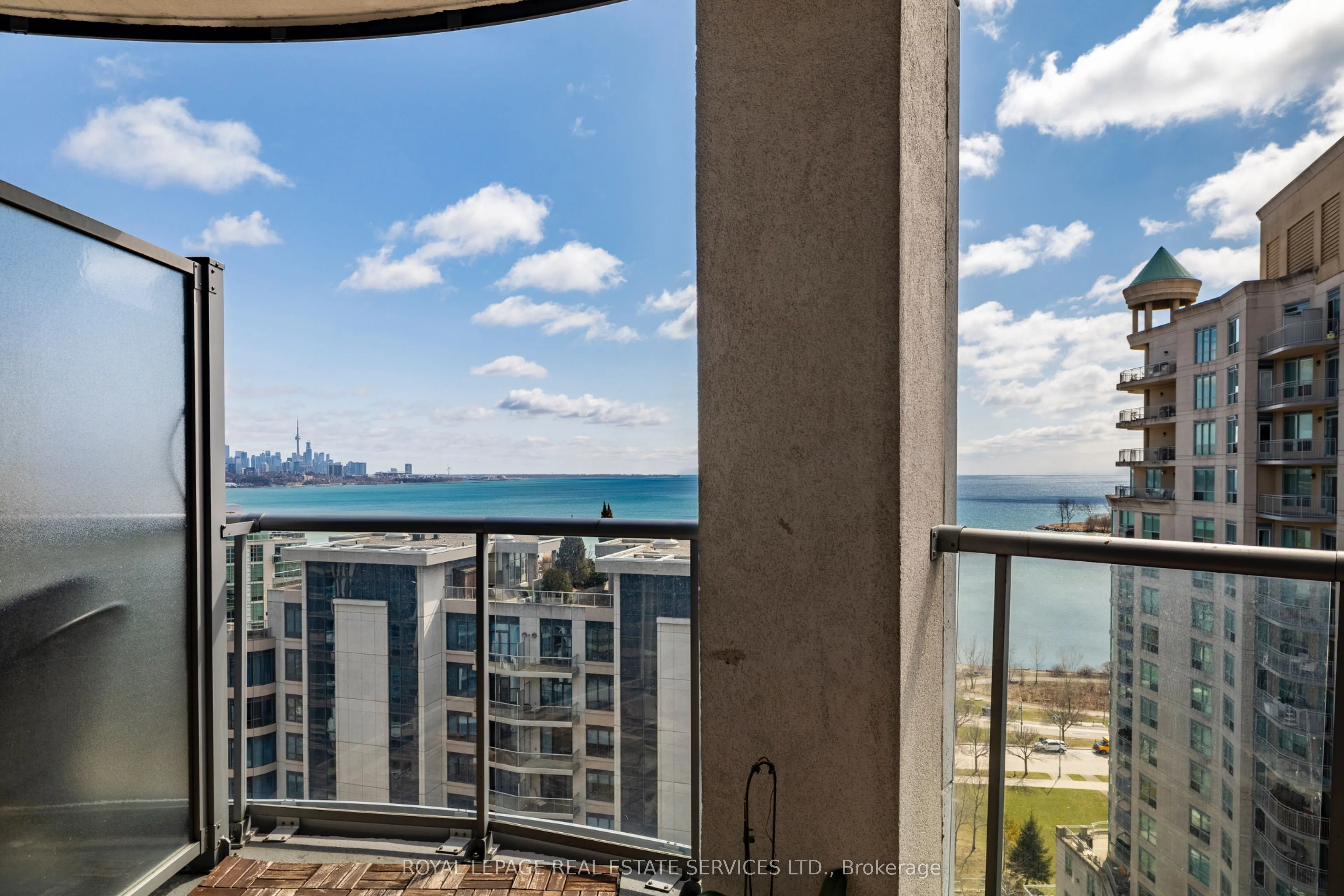 2087 Lake Shore Boulevard W #1504