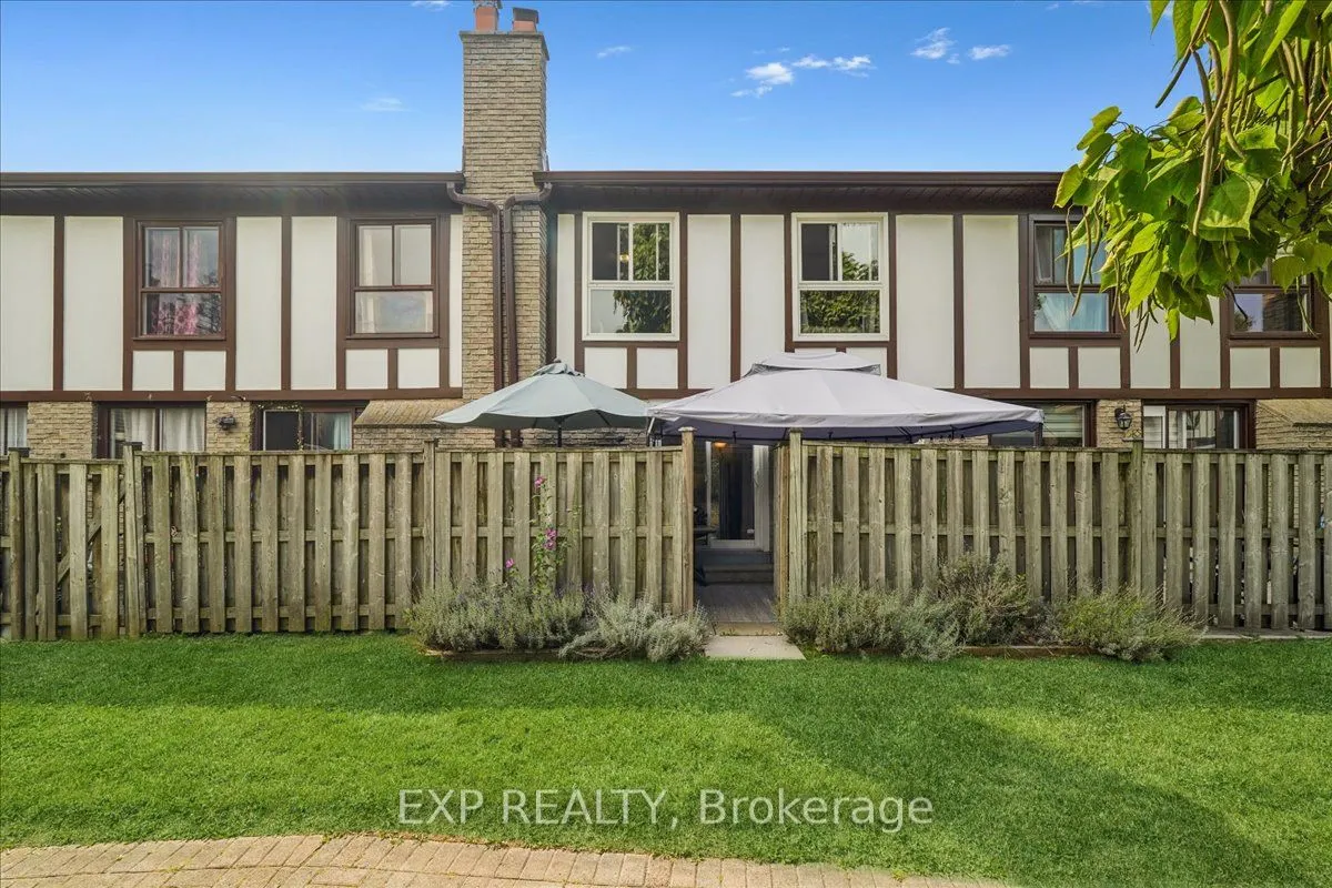 65 Greenwich Circle #124