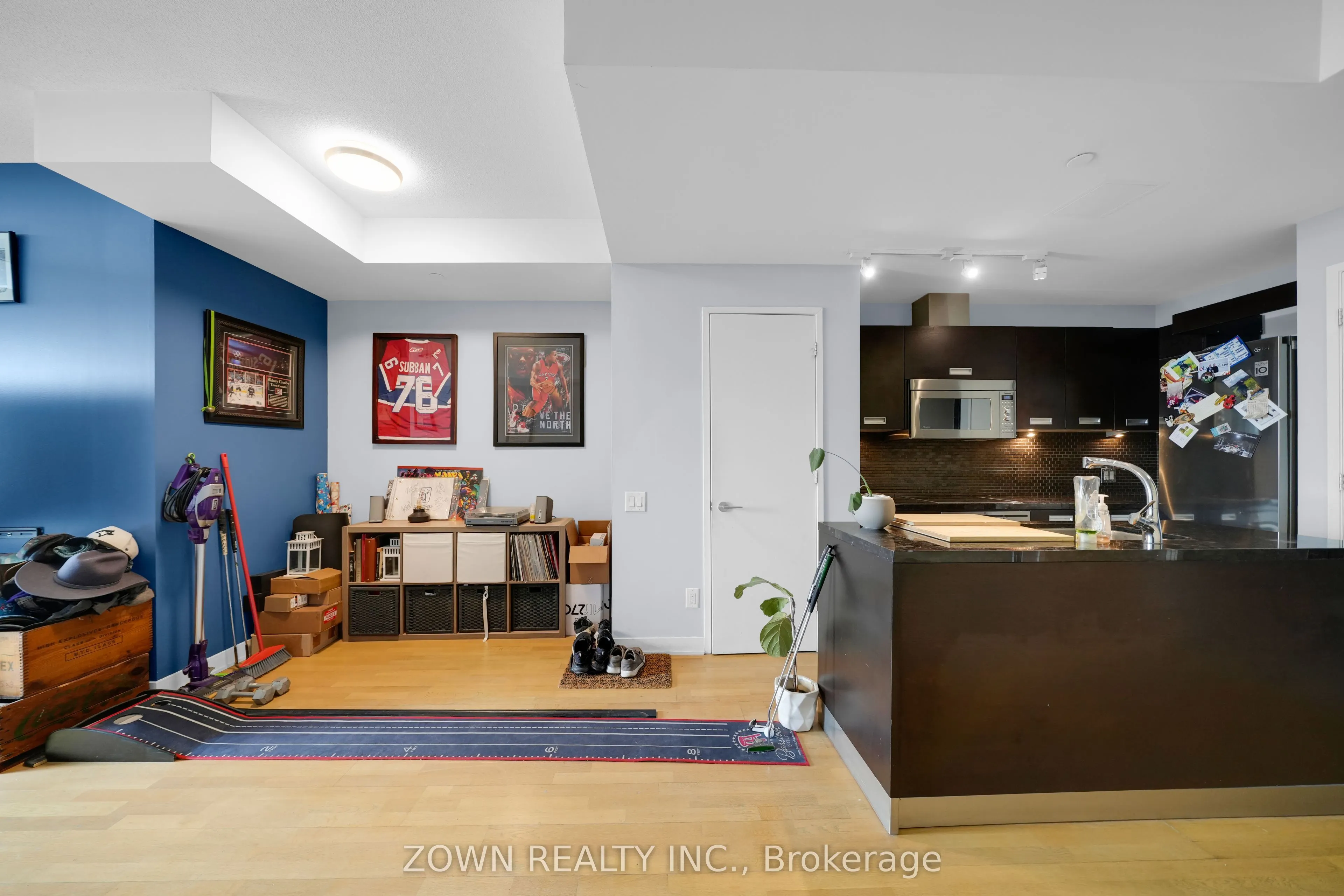 88 Park Lawn Road #1002