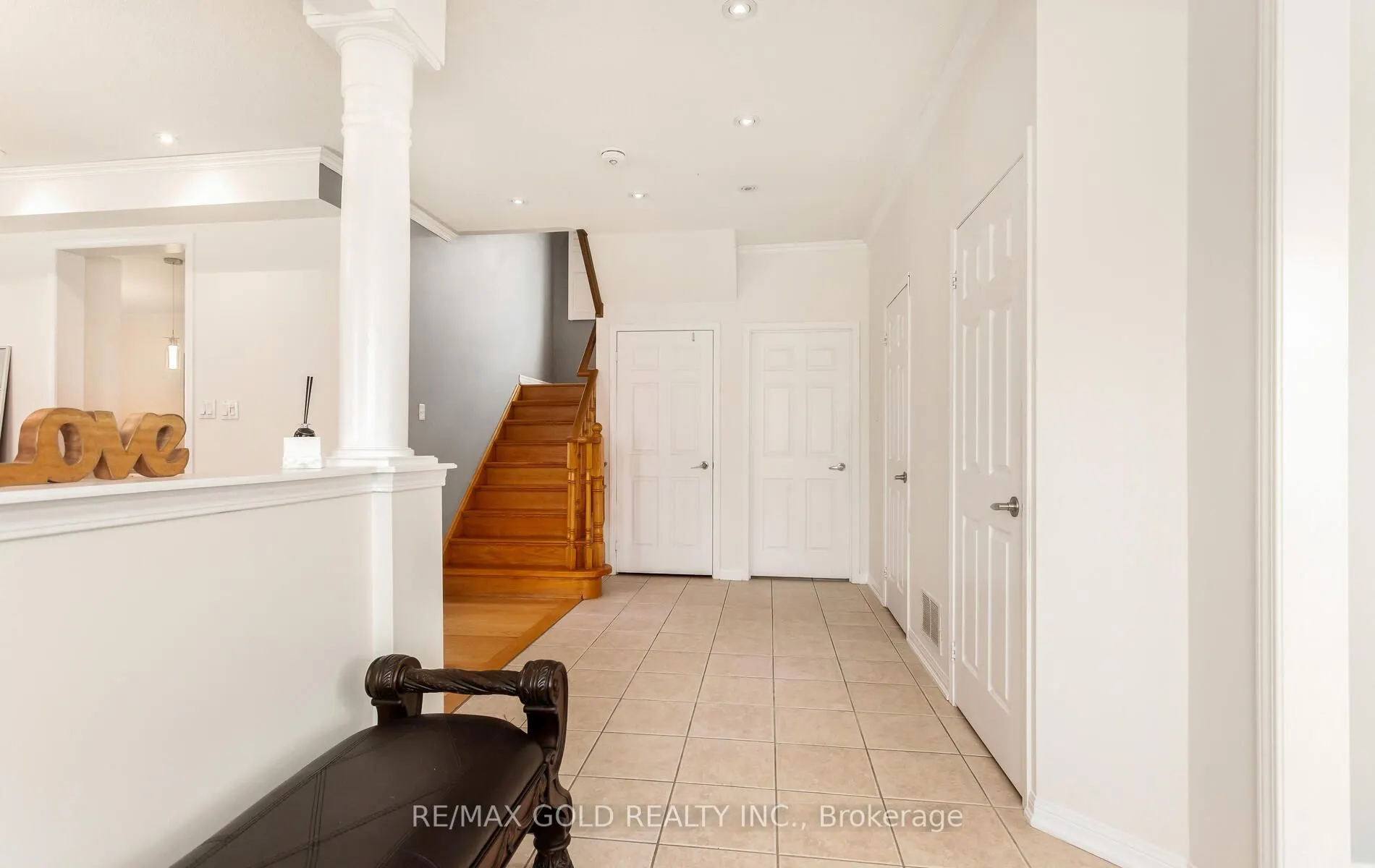 1090 Trudeau Drive