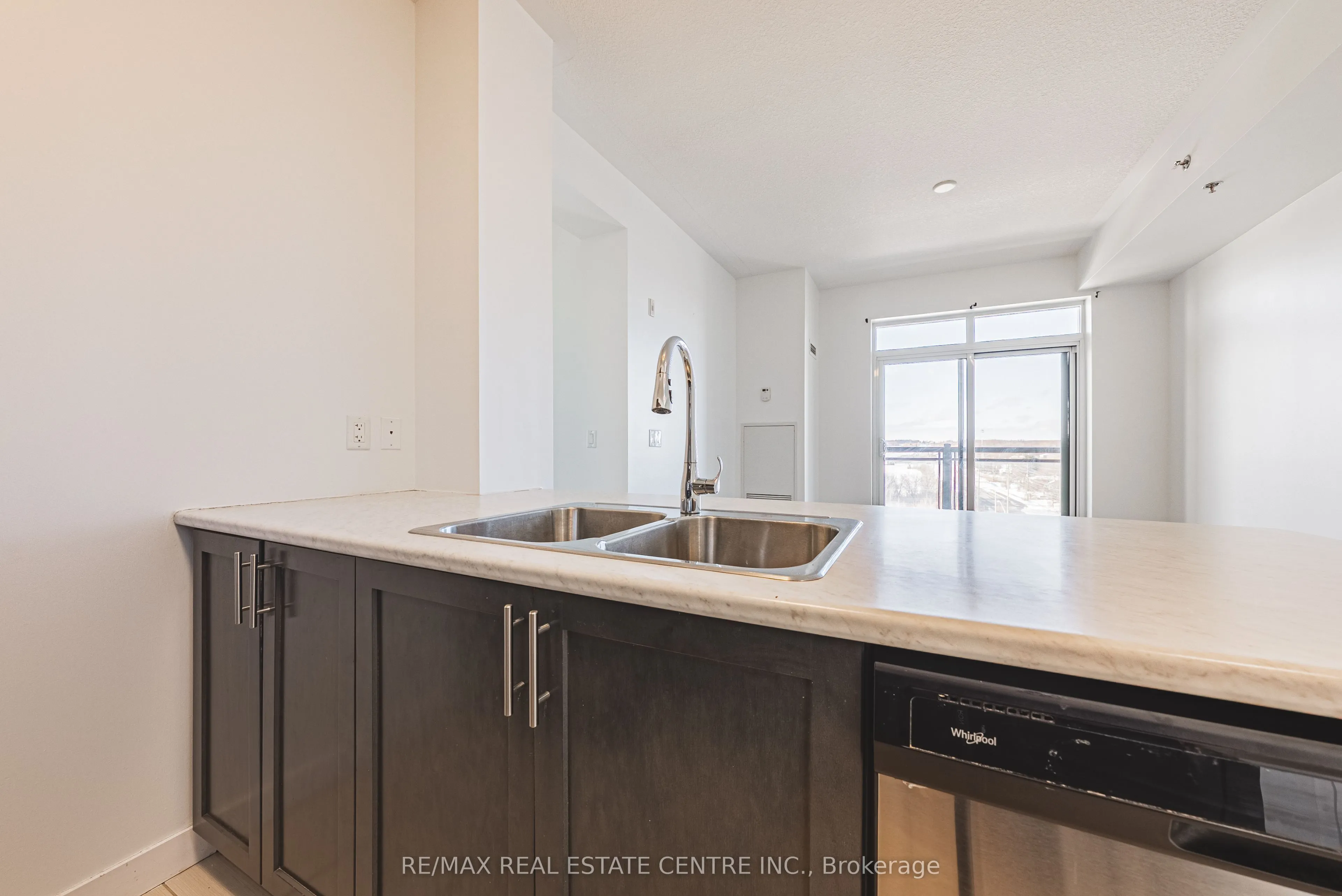 2486 Old Bronte Road #706
