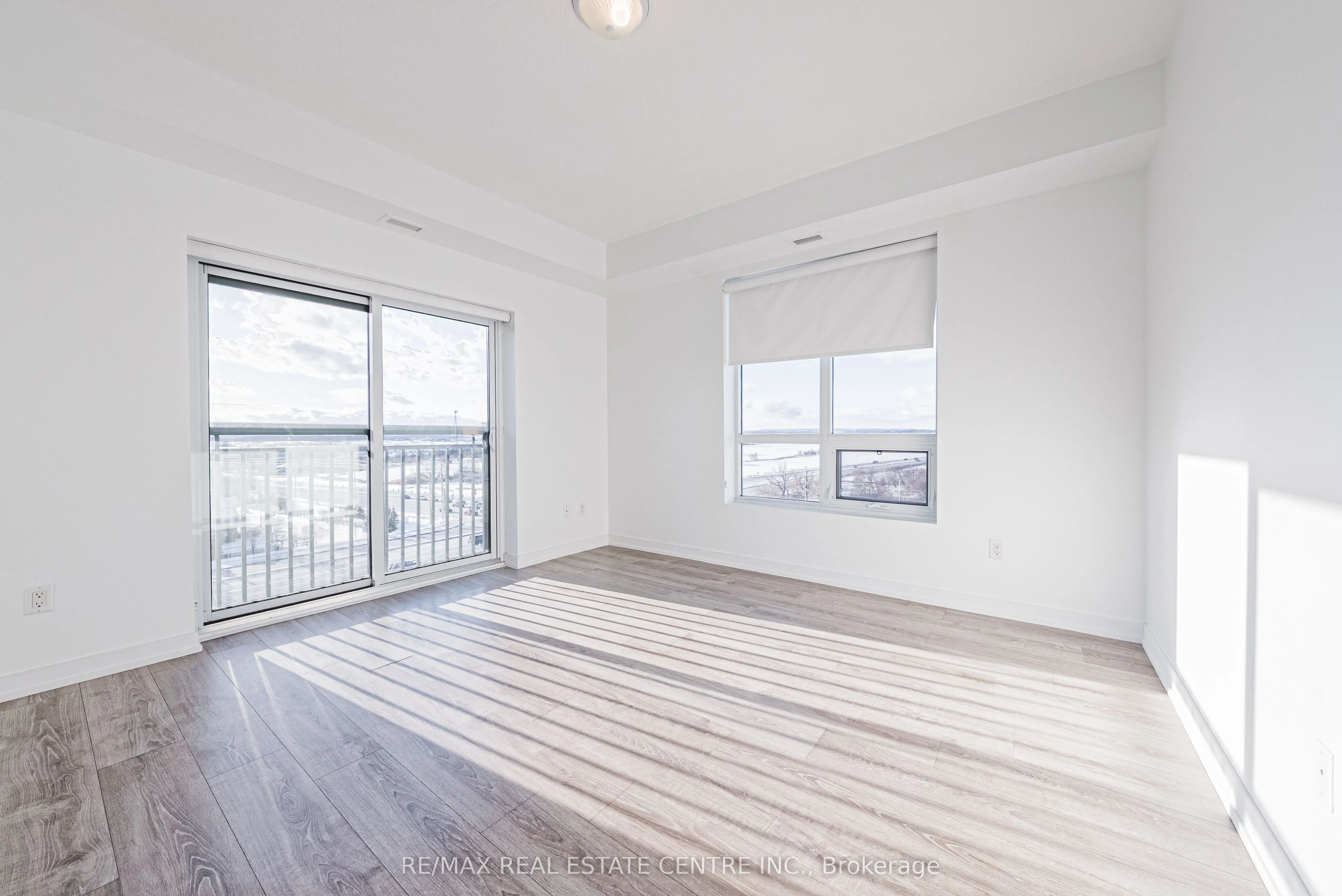 2486 Old Bronte Road #706