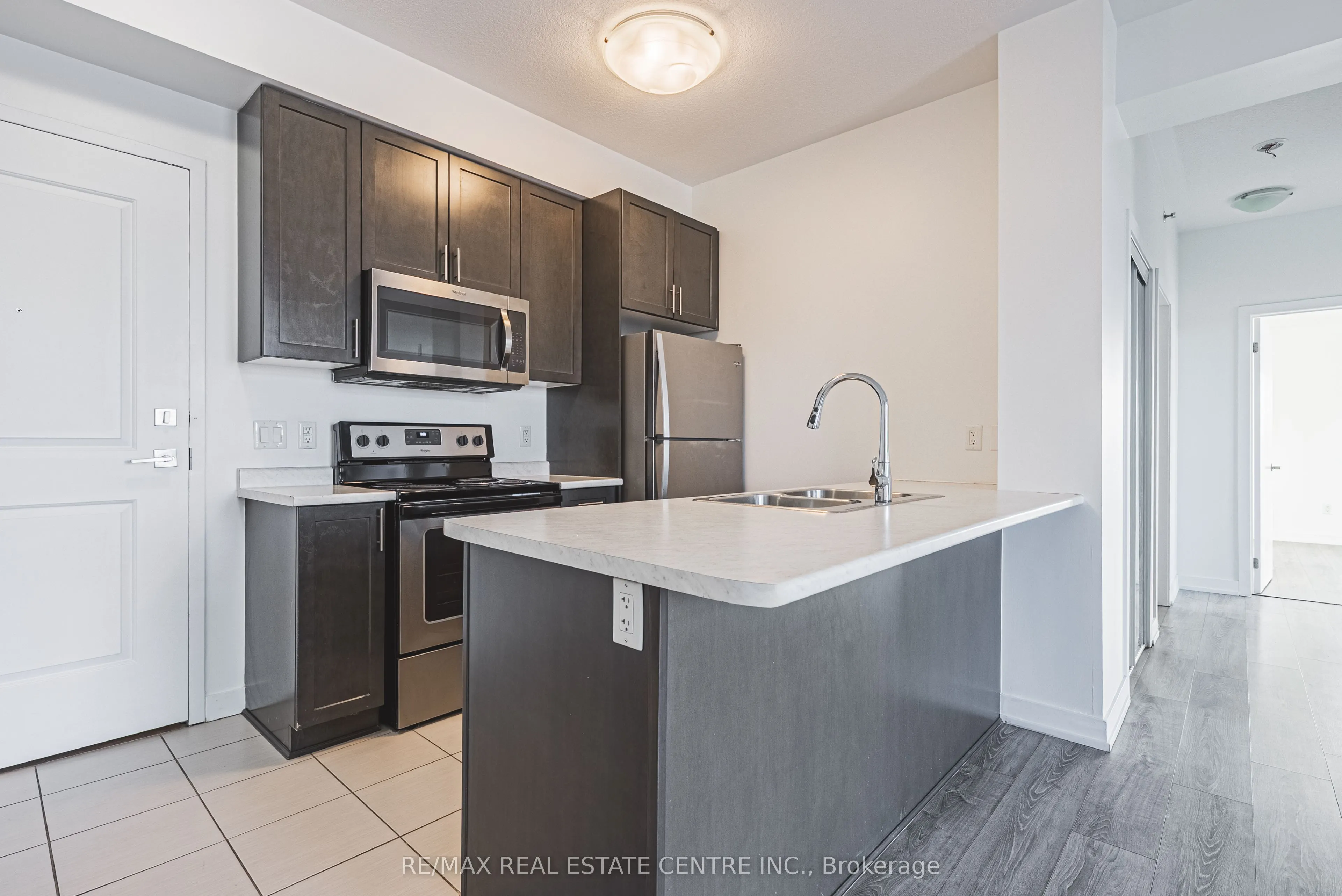 2486 Old Bronte Road #706