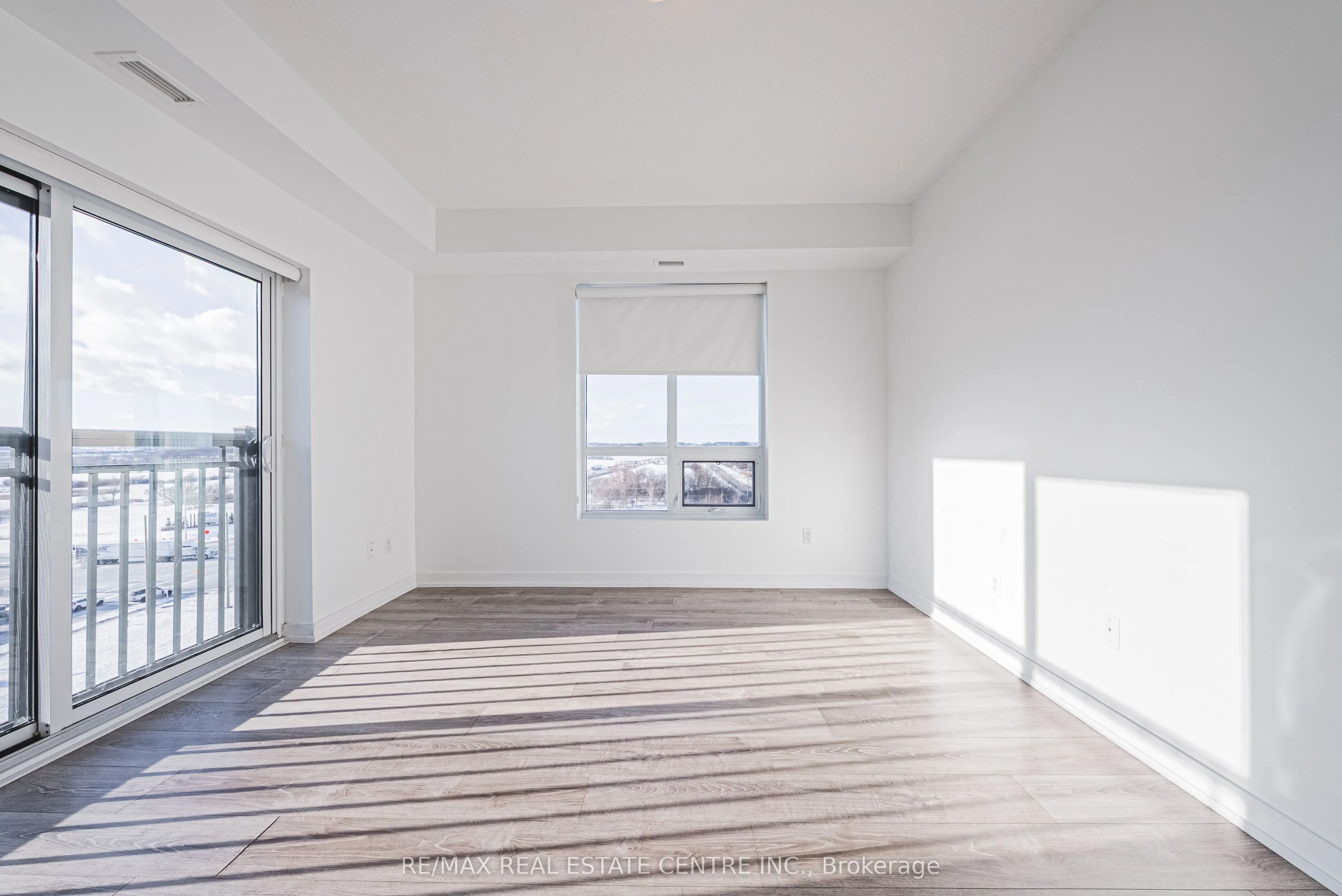 2486 Old Bronte Road #706