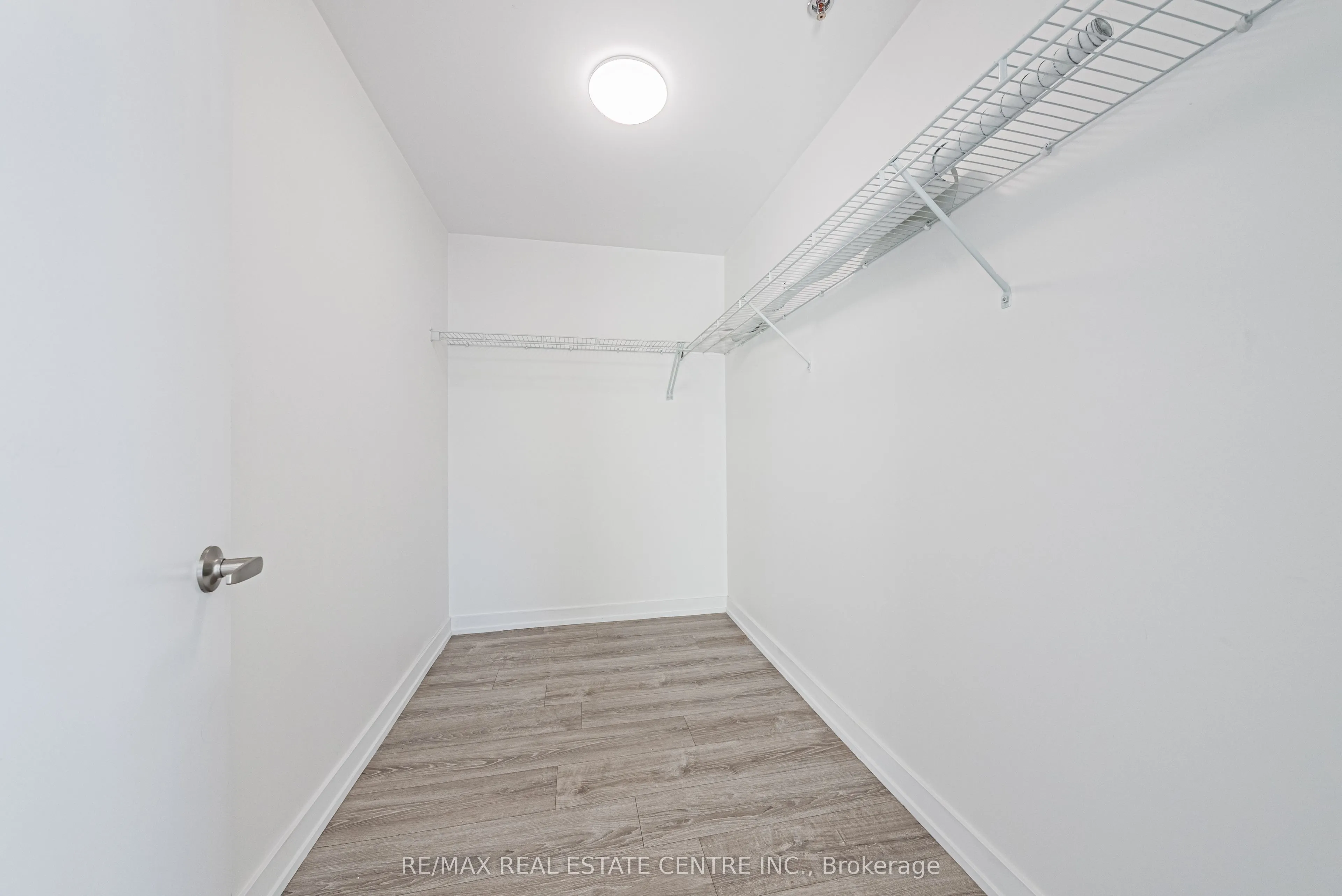 2486 Old Bronte Road #706