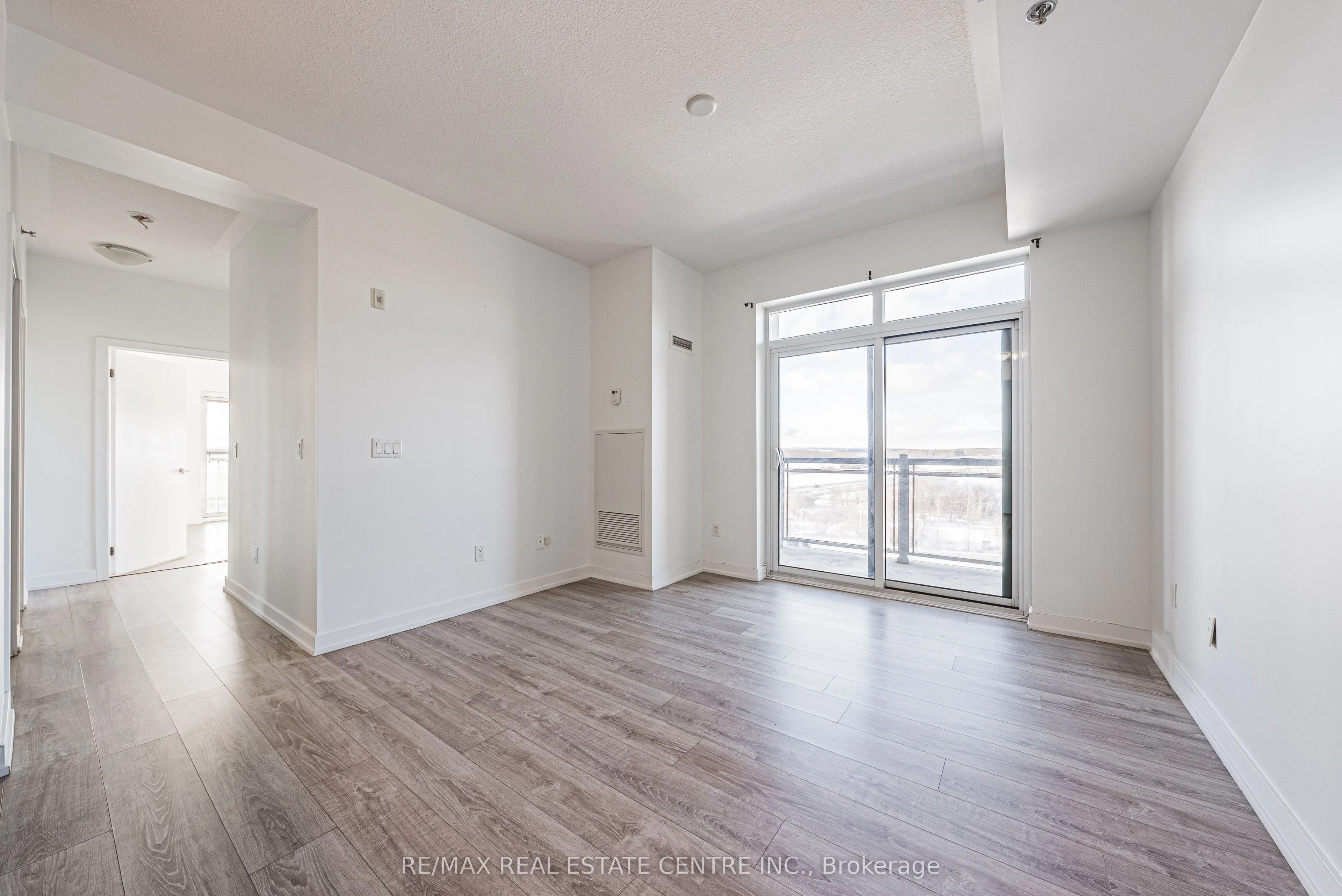 2486 Old Bronte Road #706