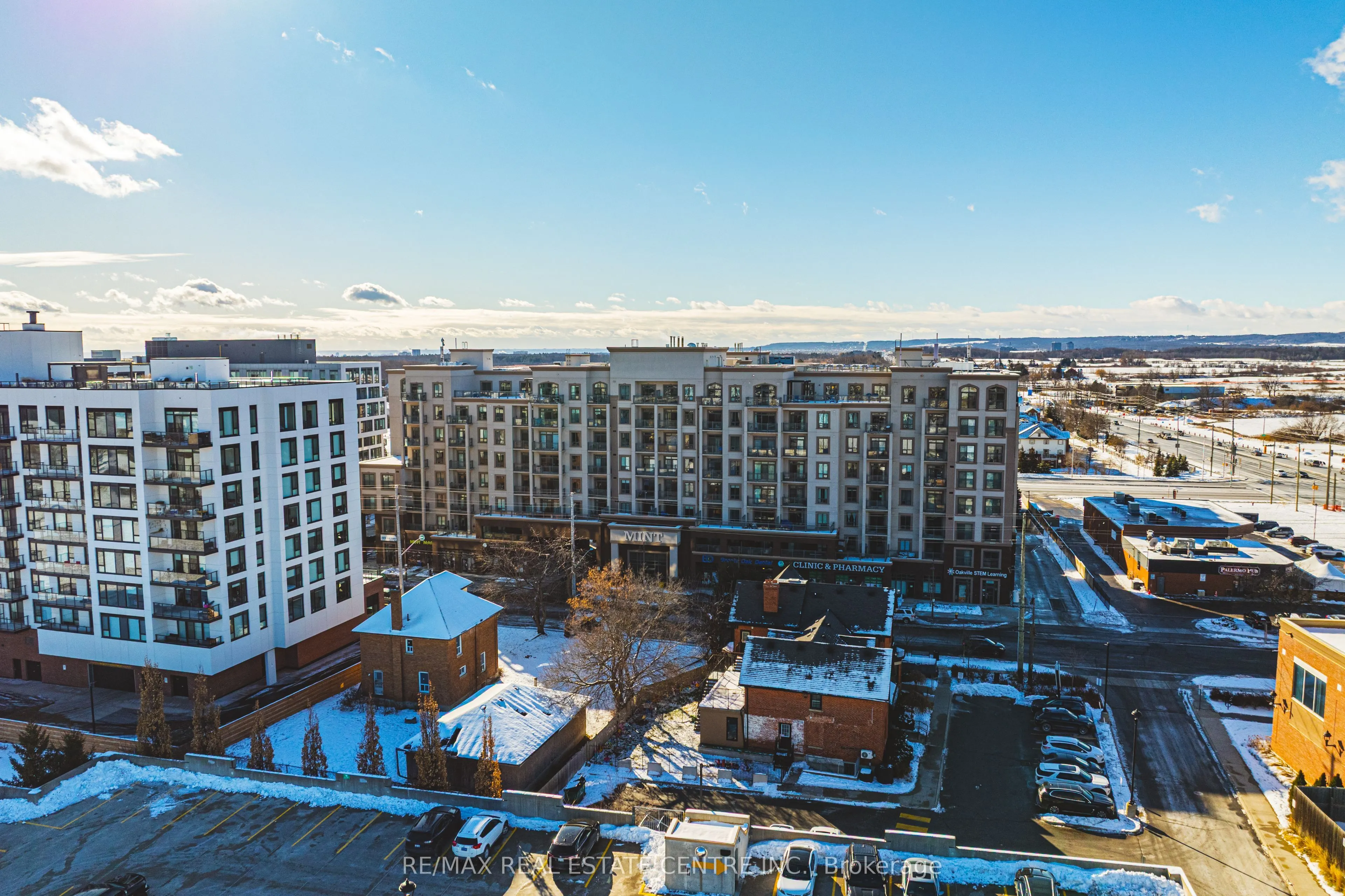 2486 Old Bronte Road #706