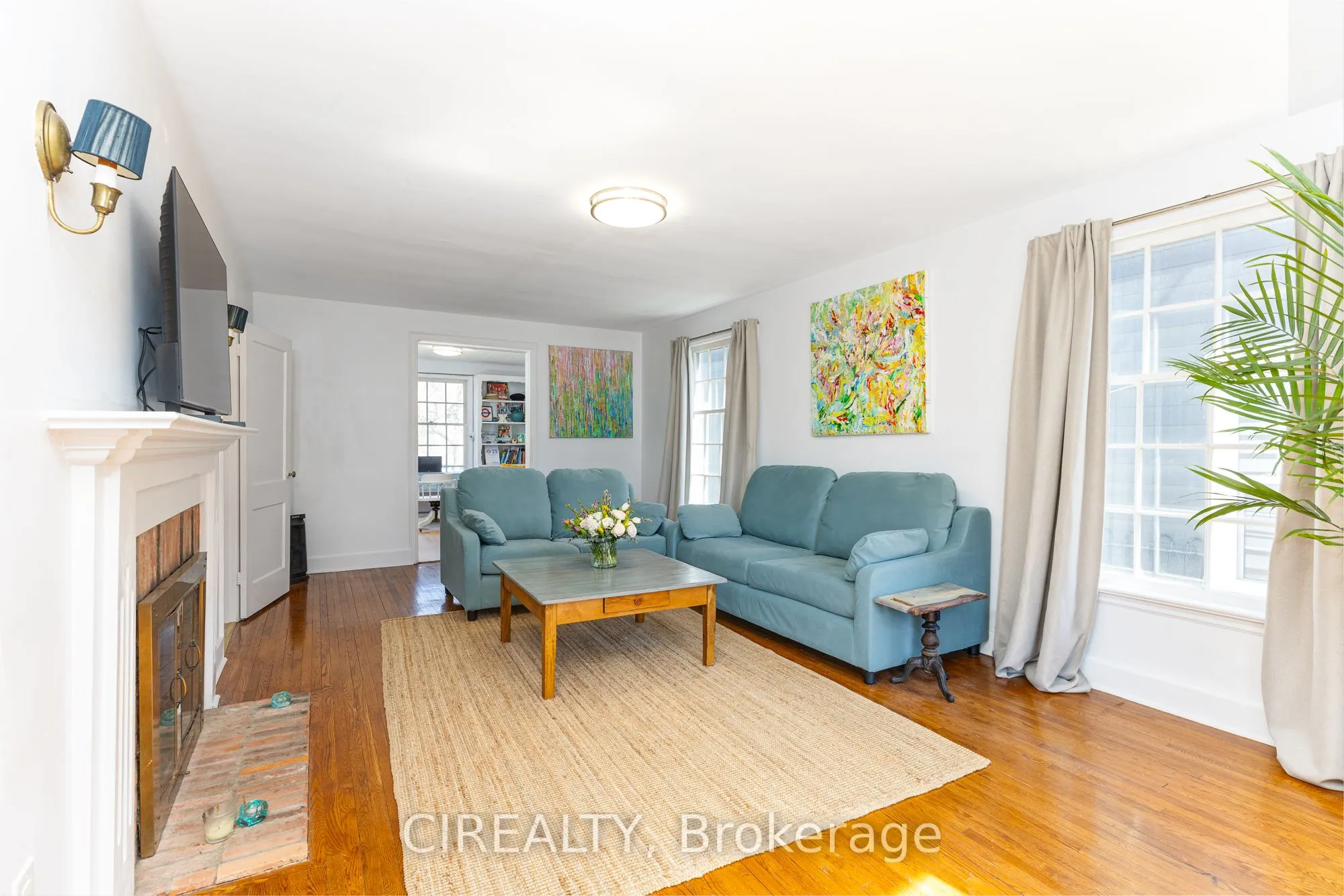 25 Howard Avenue