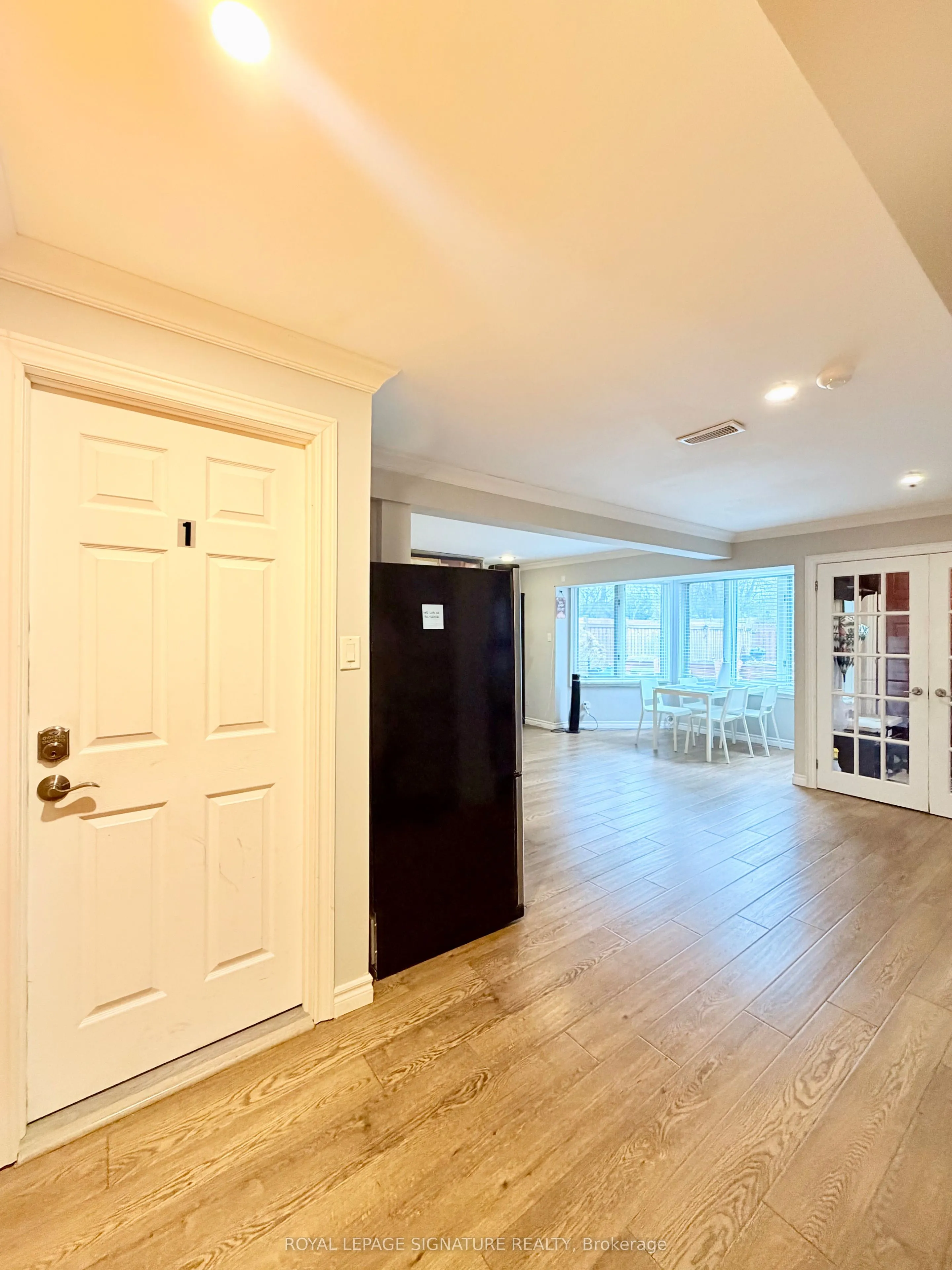 2263 Harcourt Crescent