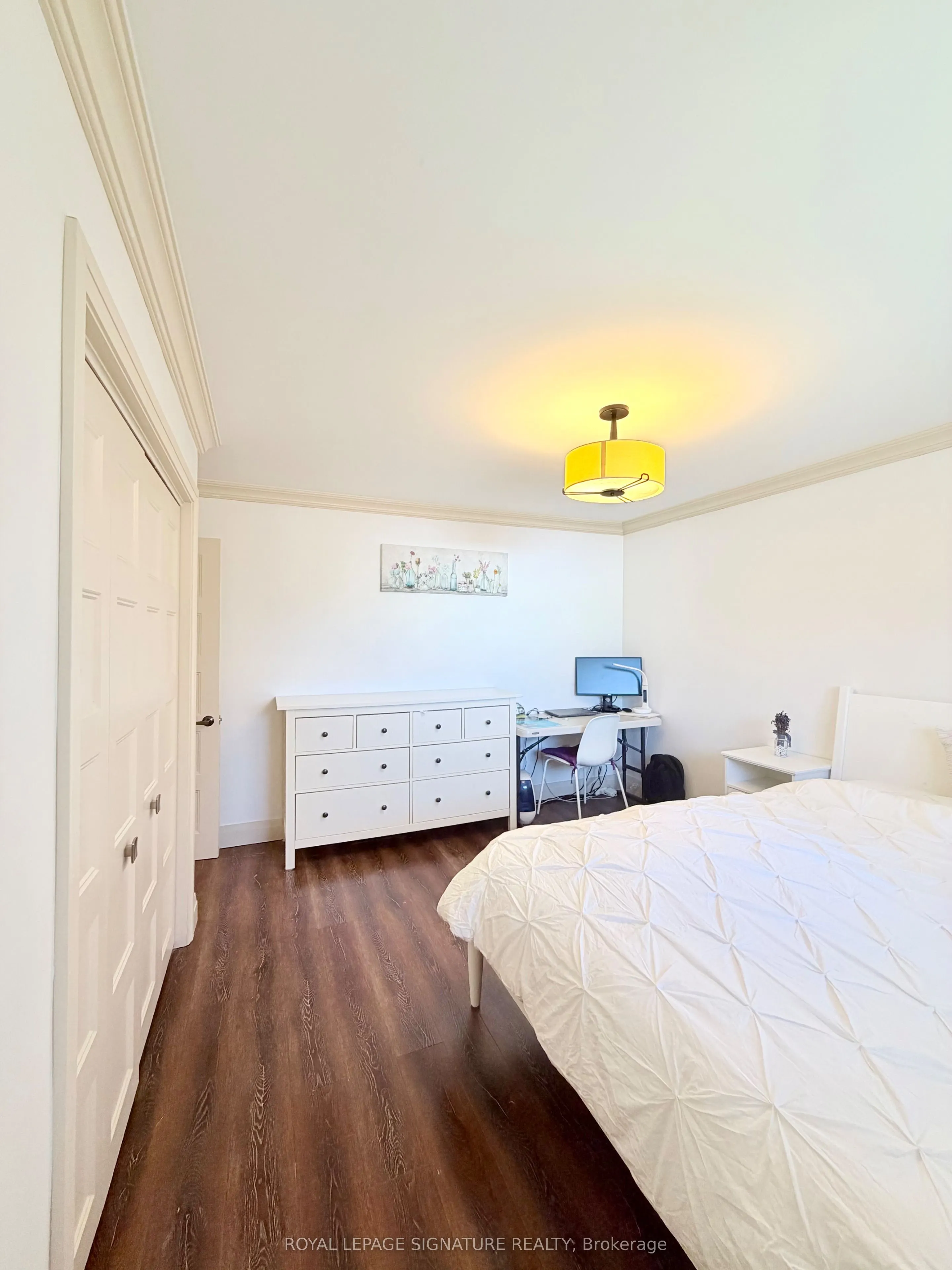 2263 Harcourt Crescent
