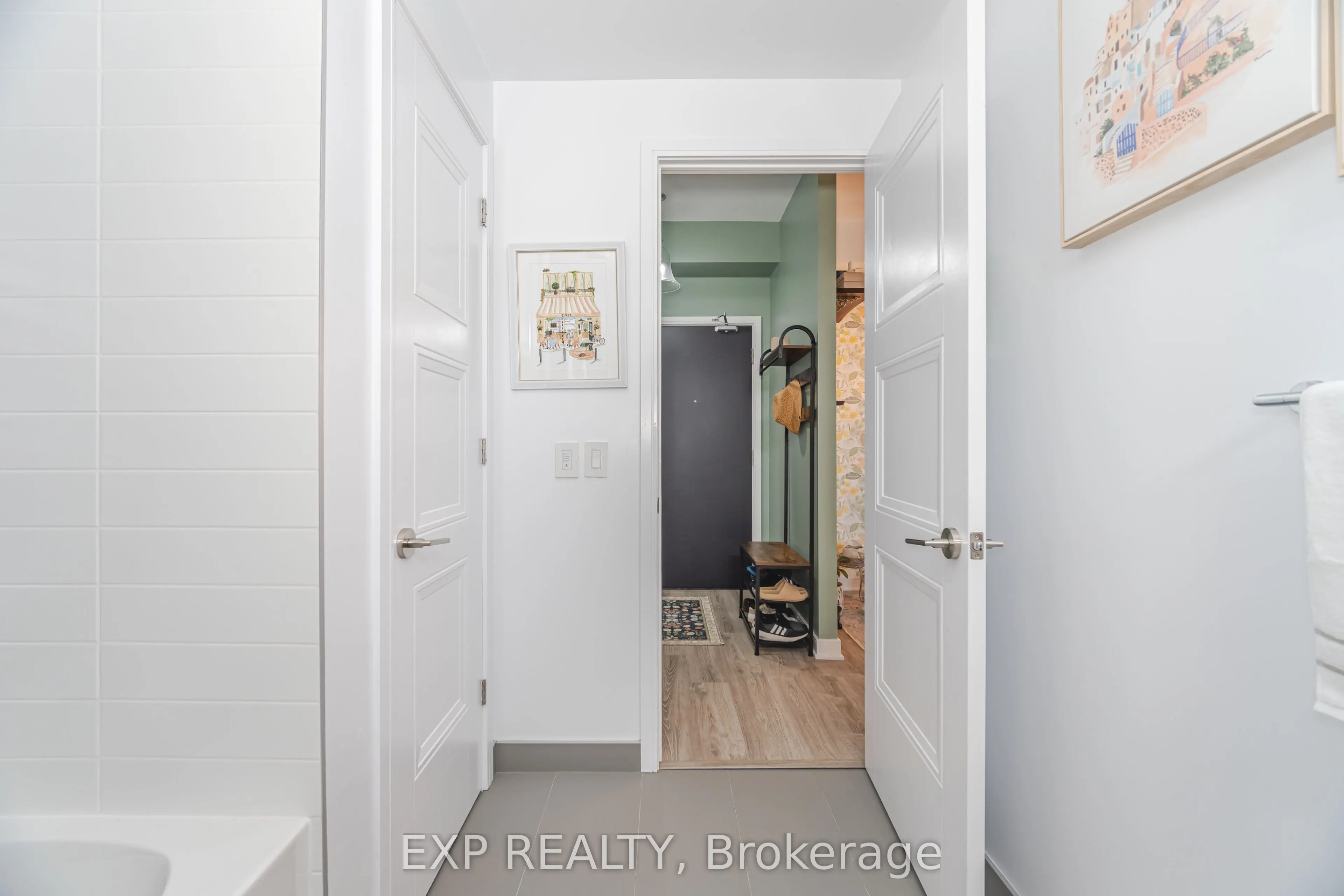 25 Neighbourhood Lane #812