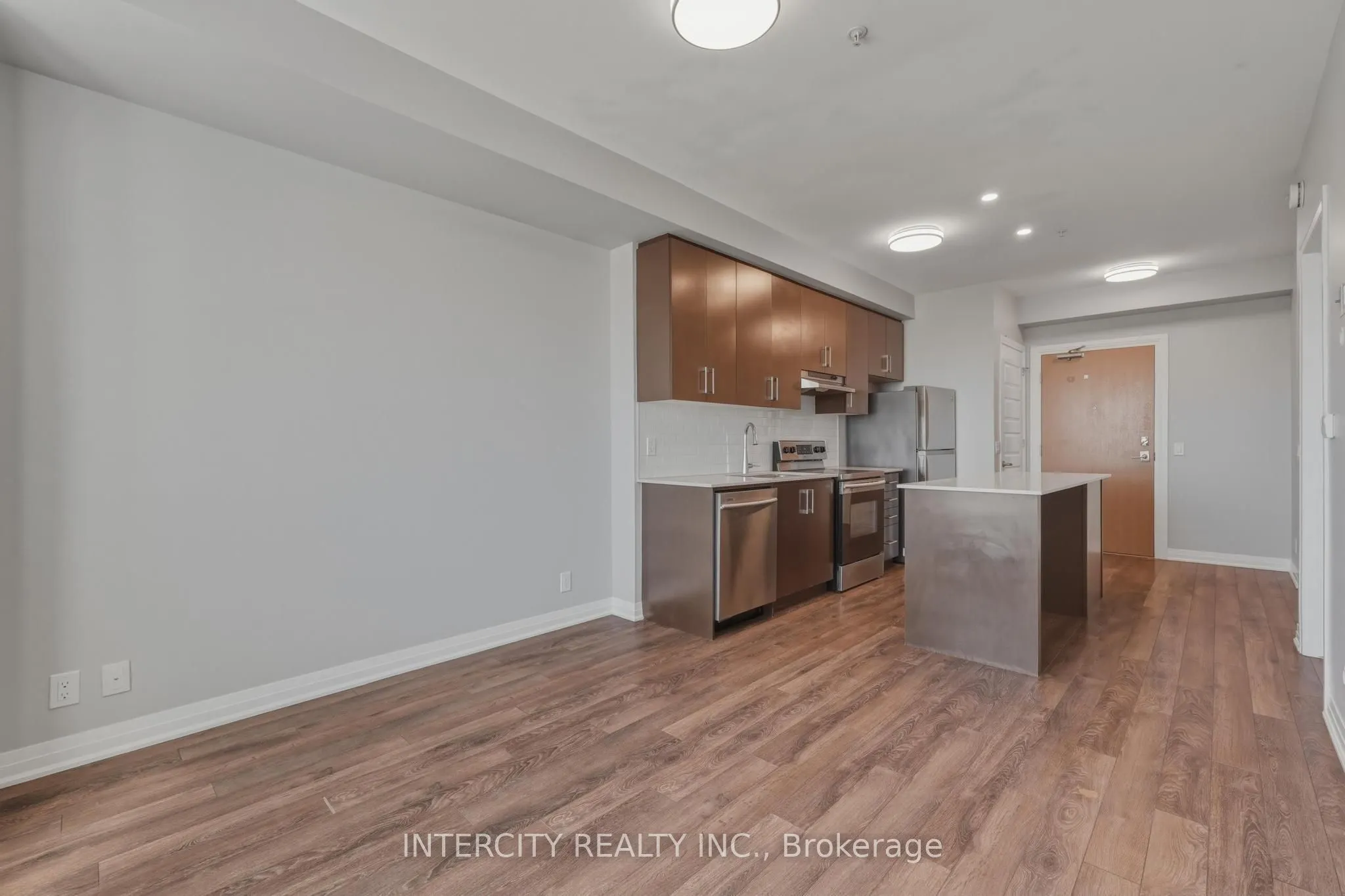1105 Leger Way #504