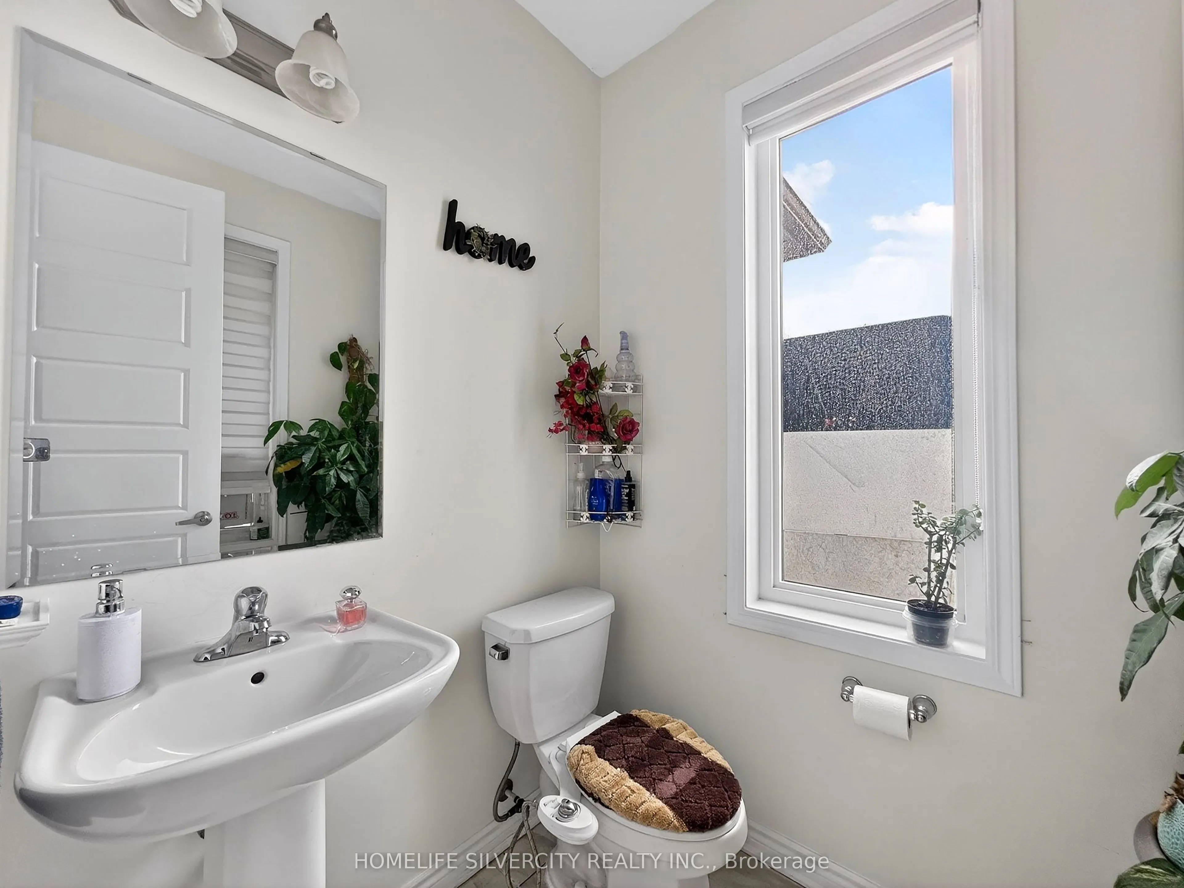 1 Boothill Drive