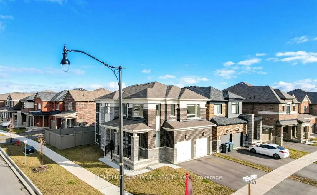 1 Boothill Drive