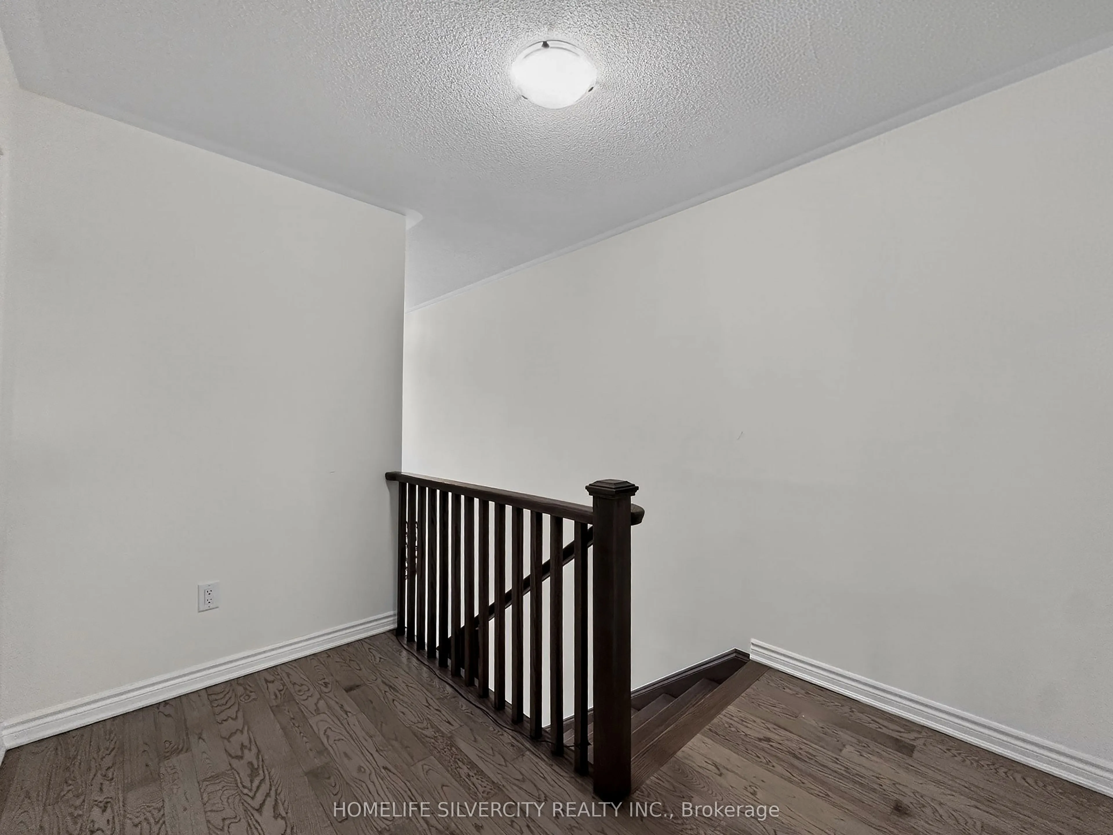 1 Boothill Drive