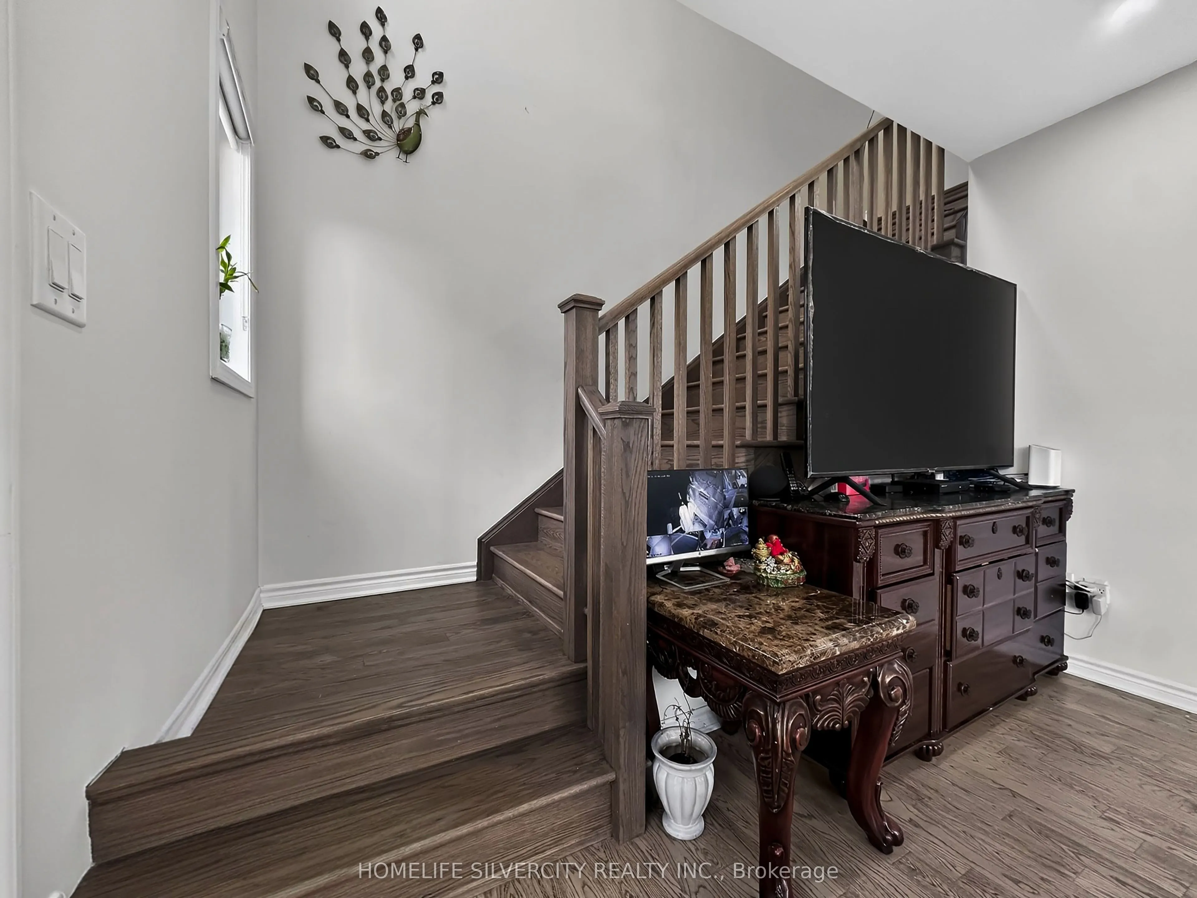 1 Boothill Drive