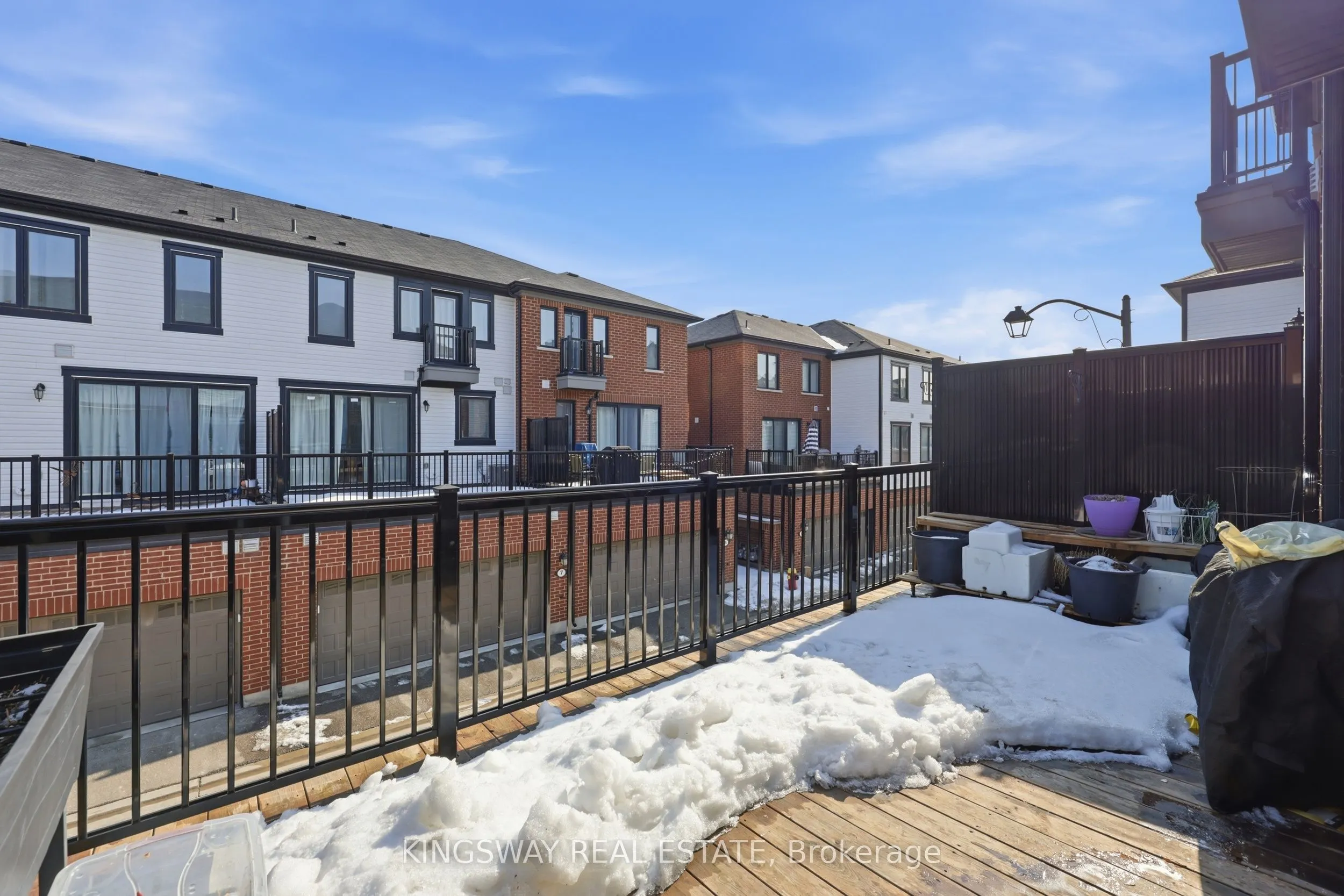 975 WHITLOCK Avenue #20