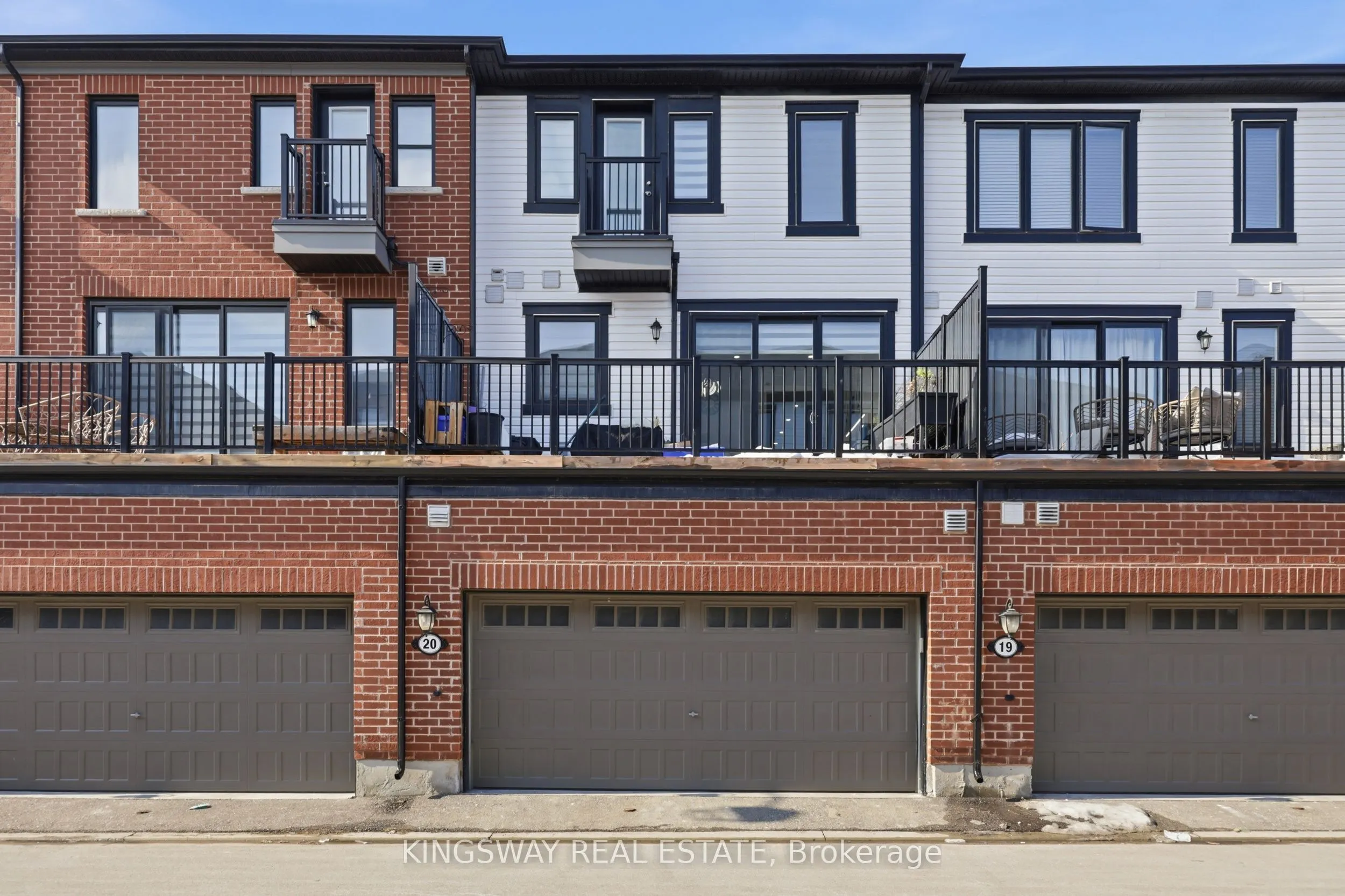 975 WHITLOCK Avenue #20