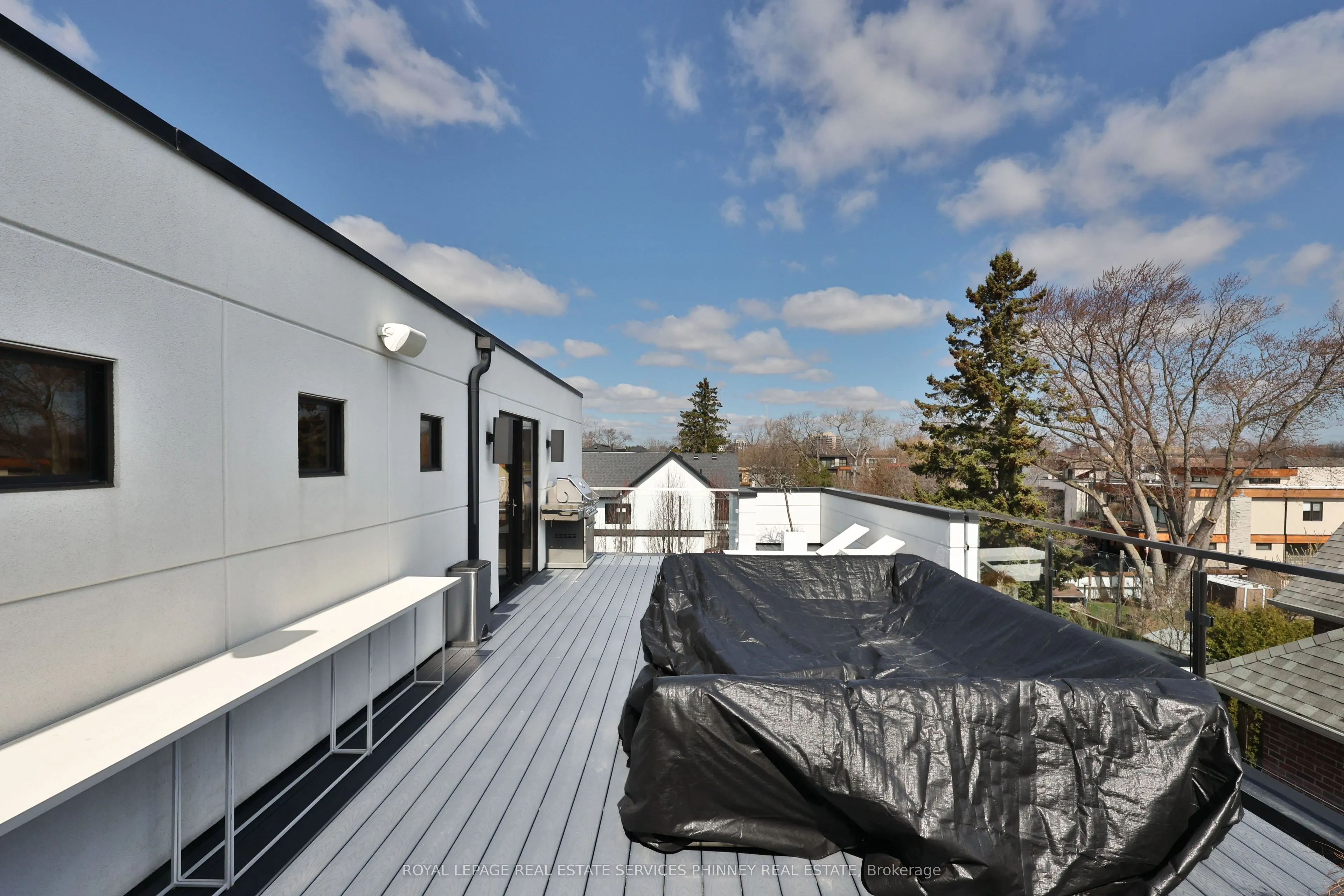 647 Montbeck Crescent
