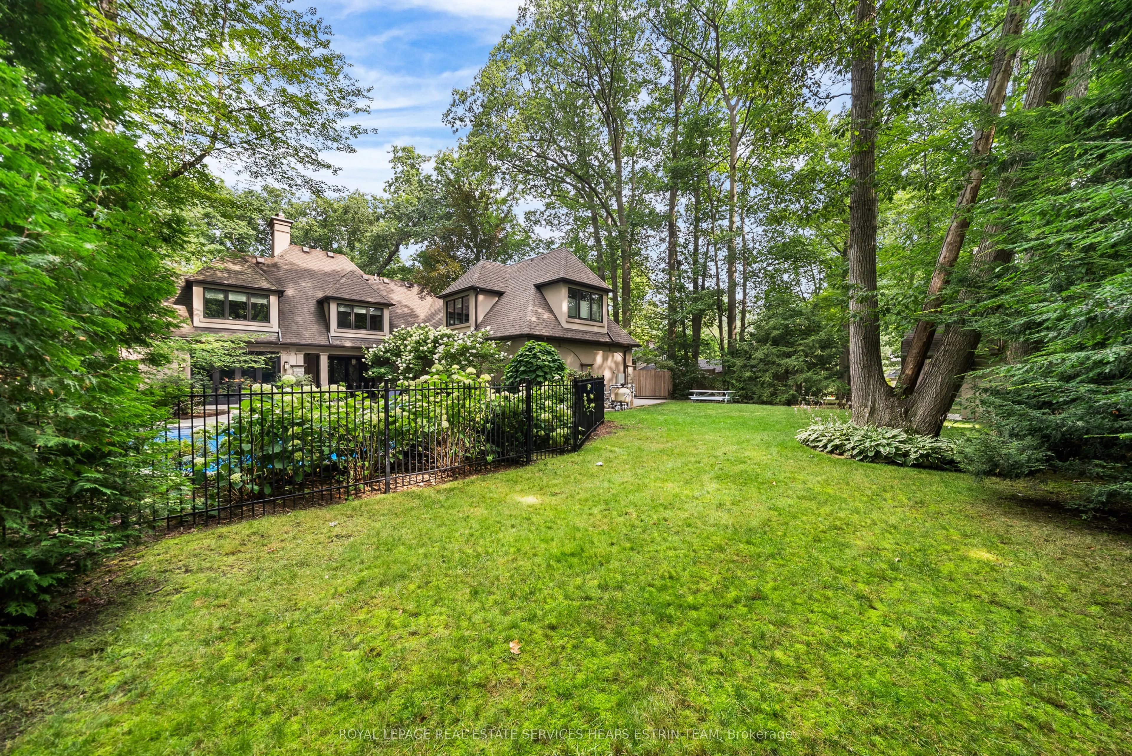 1554 Birchwood Drive
