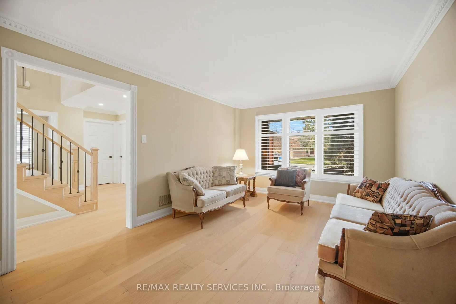23 Newbury Crescent