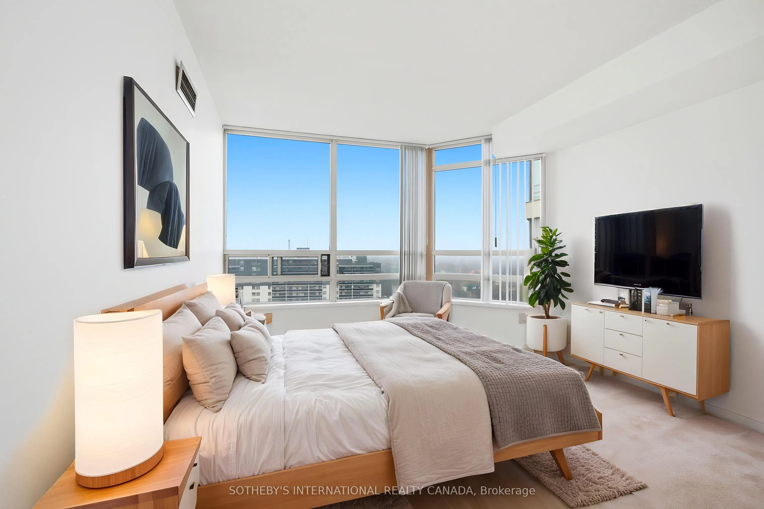 75 King Street E #1609