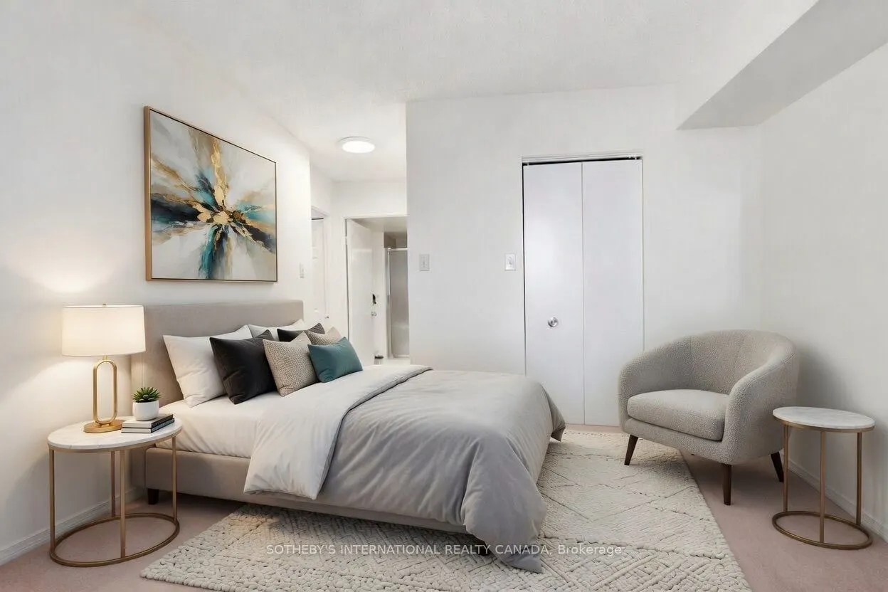 75 King Street E #1703