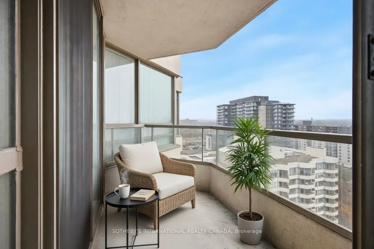 75 King Street E #1703