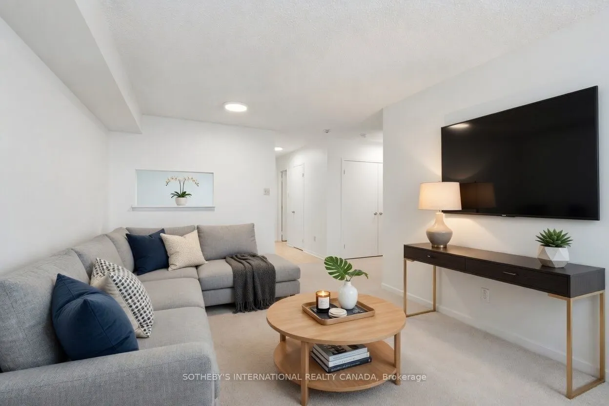 75 King Street E #1703