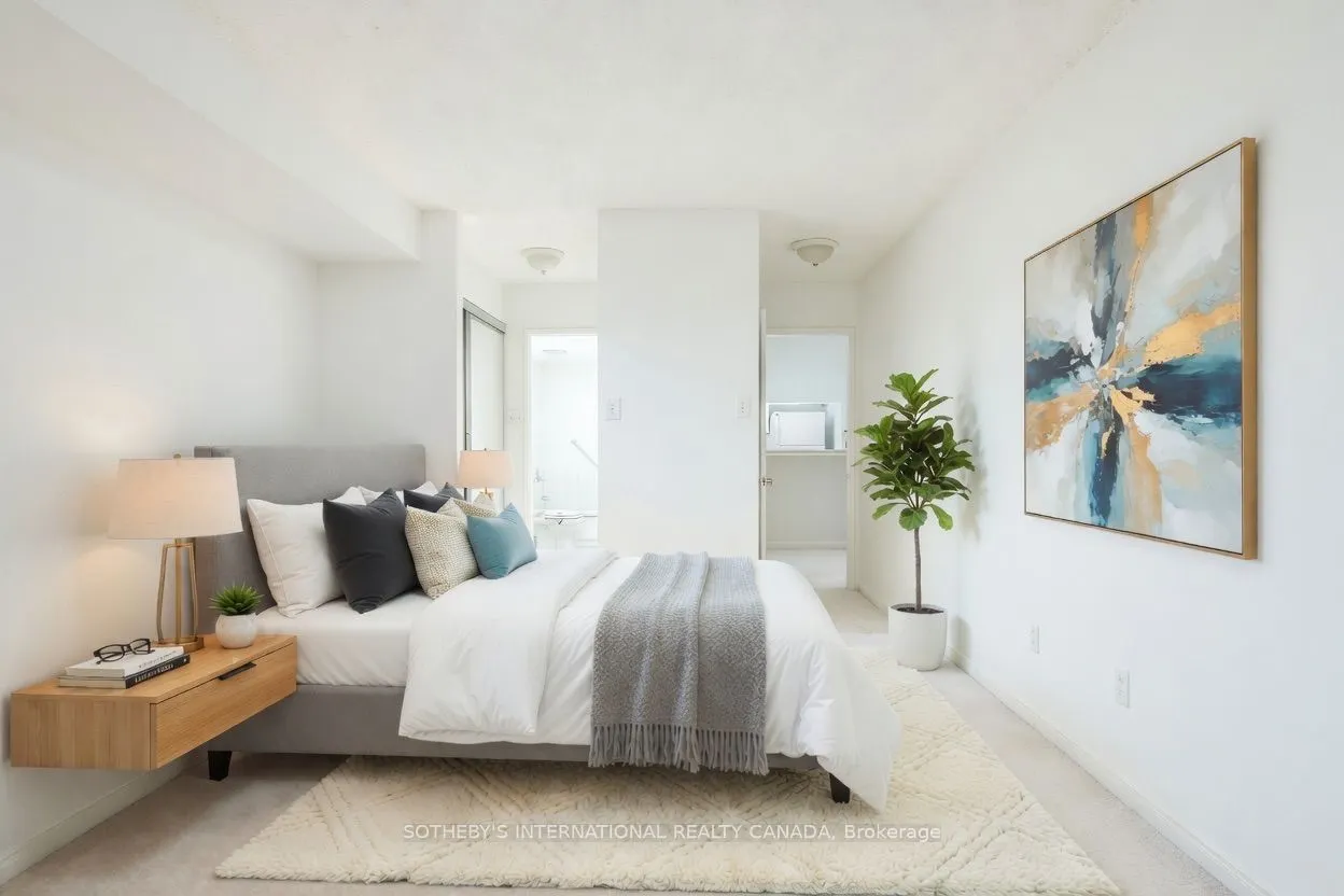 75 King Street E #1709