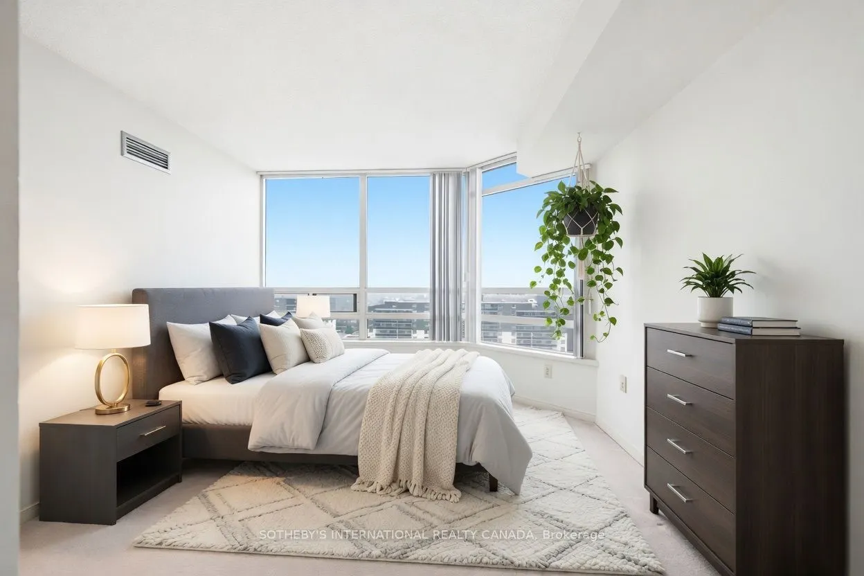 75 King Street E #1709