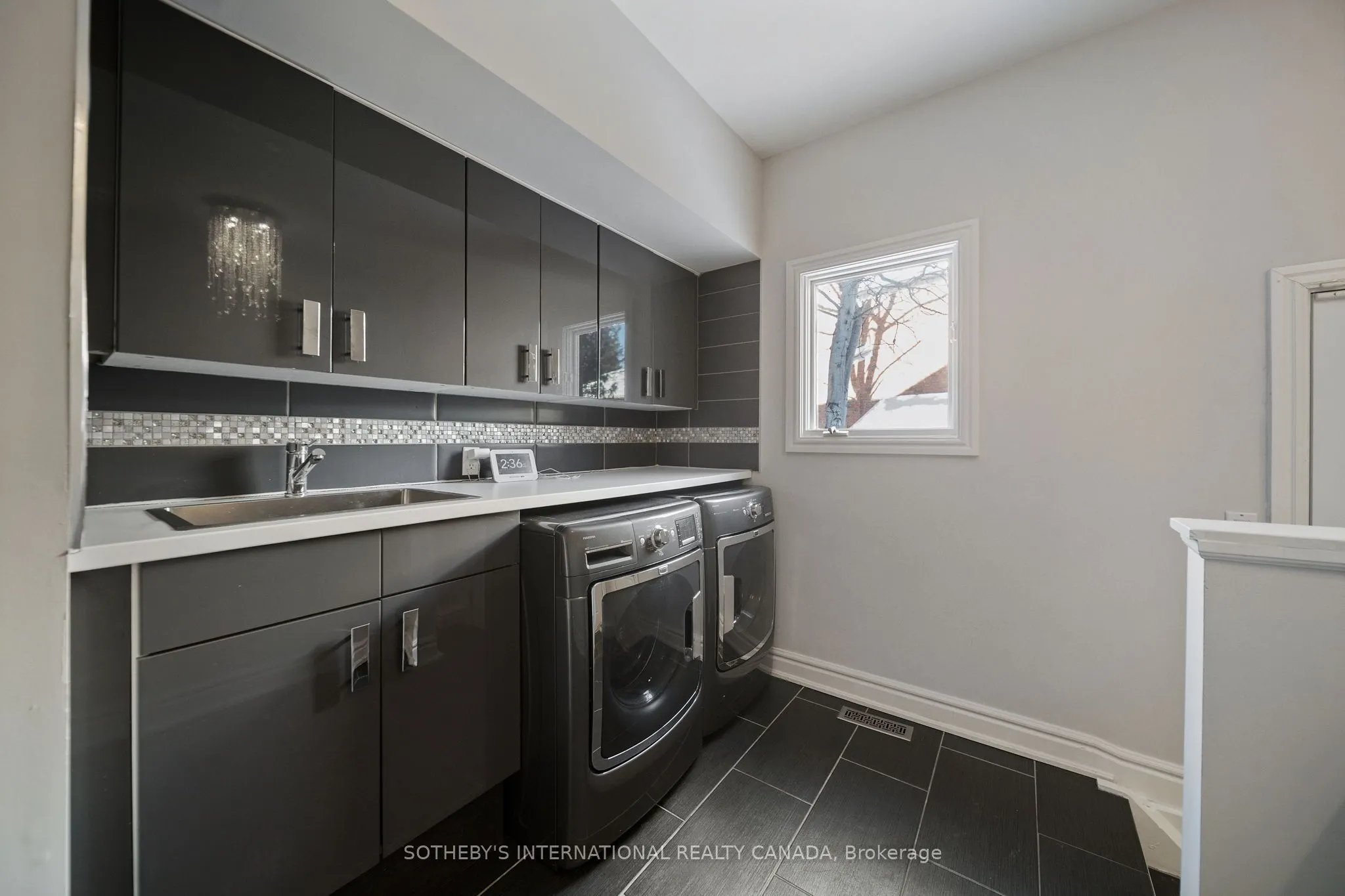 1939 Calgary Court