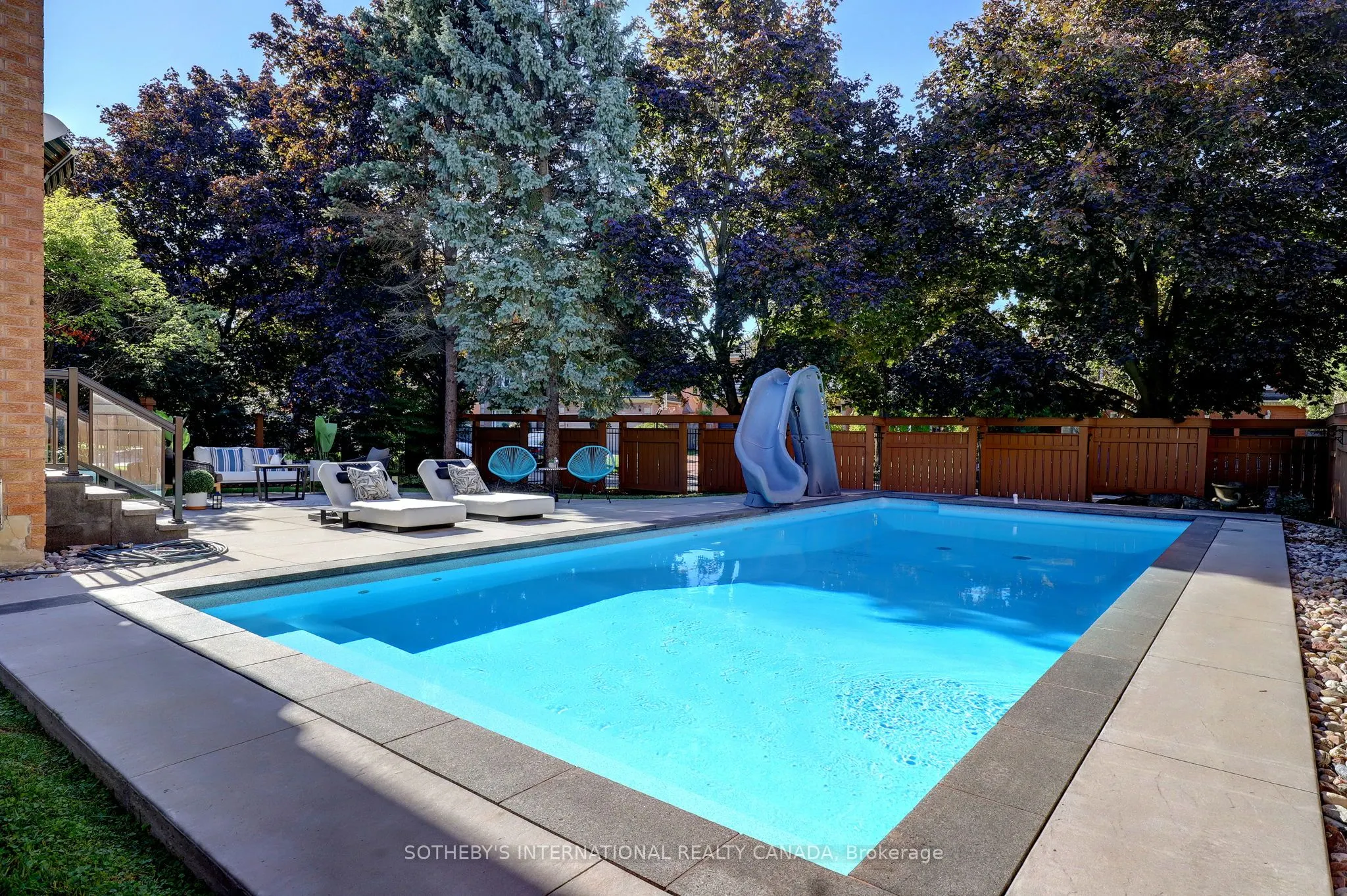 1939 Calgary Court